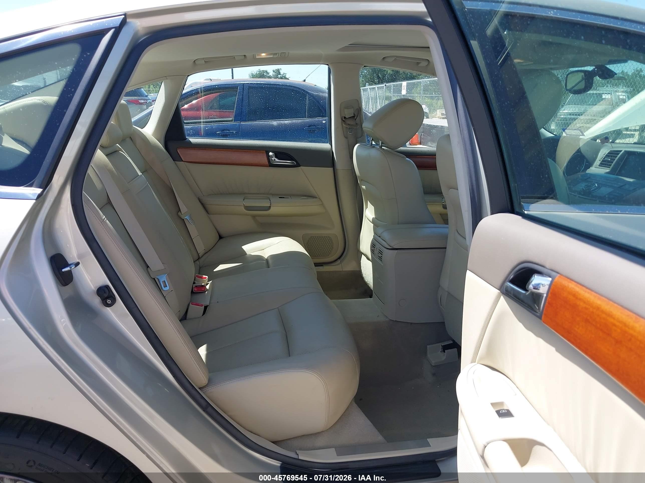 2006 Infiniti M35 Champagne vin: JNKAY01E66M109523