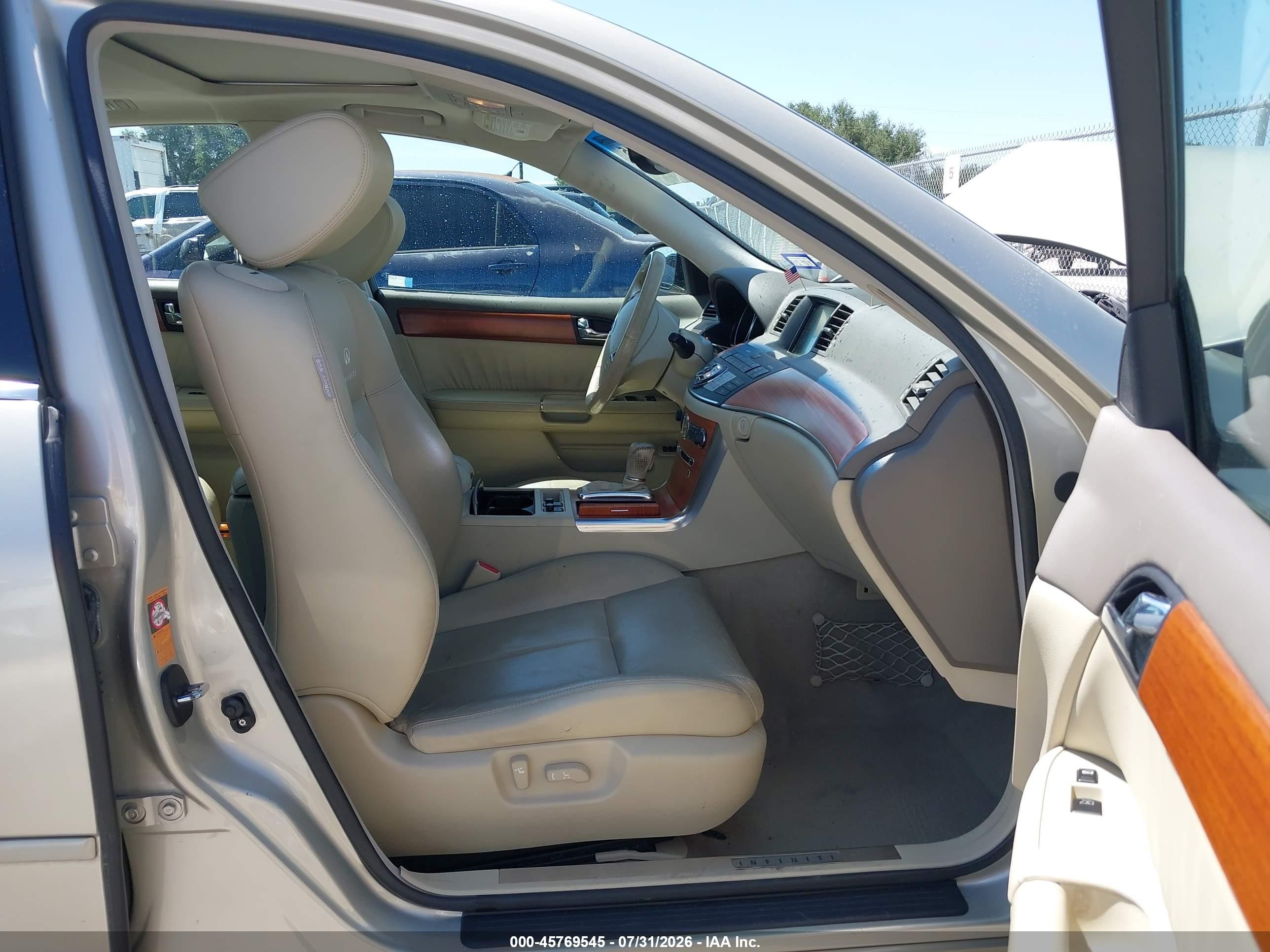 2006 Infiniti M35 Champagne vin: JNKAY01E66M109523