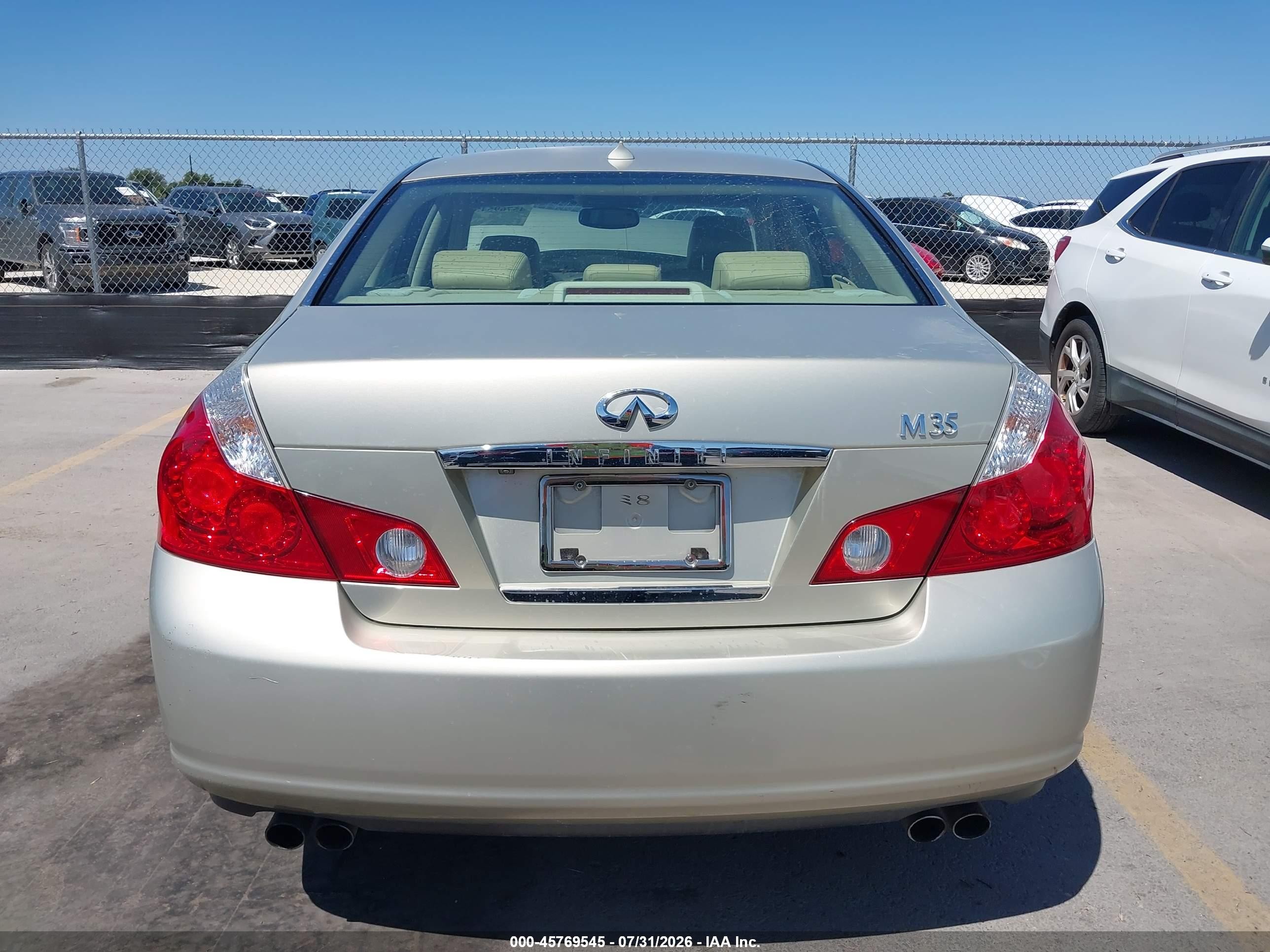2006 Infiniti M35 Champagne vin: JNKAY01E66M109523