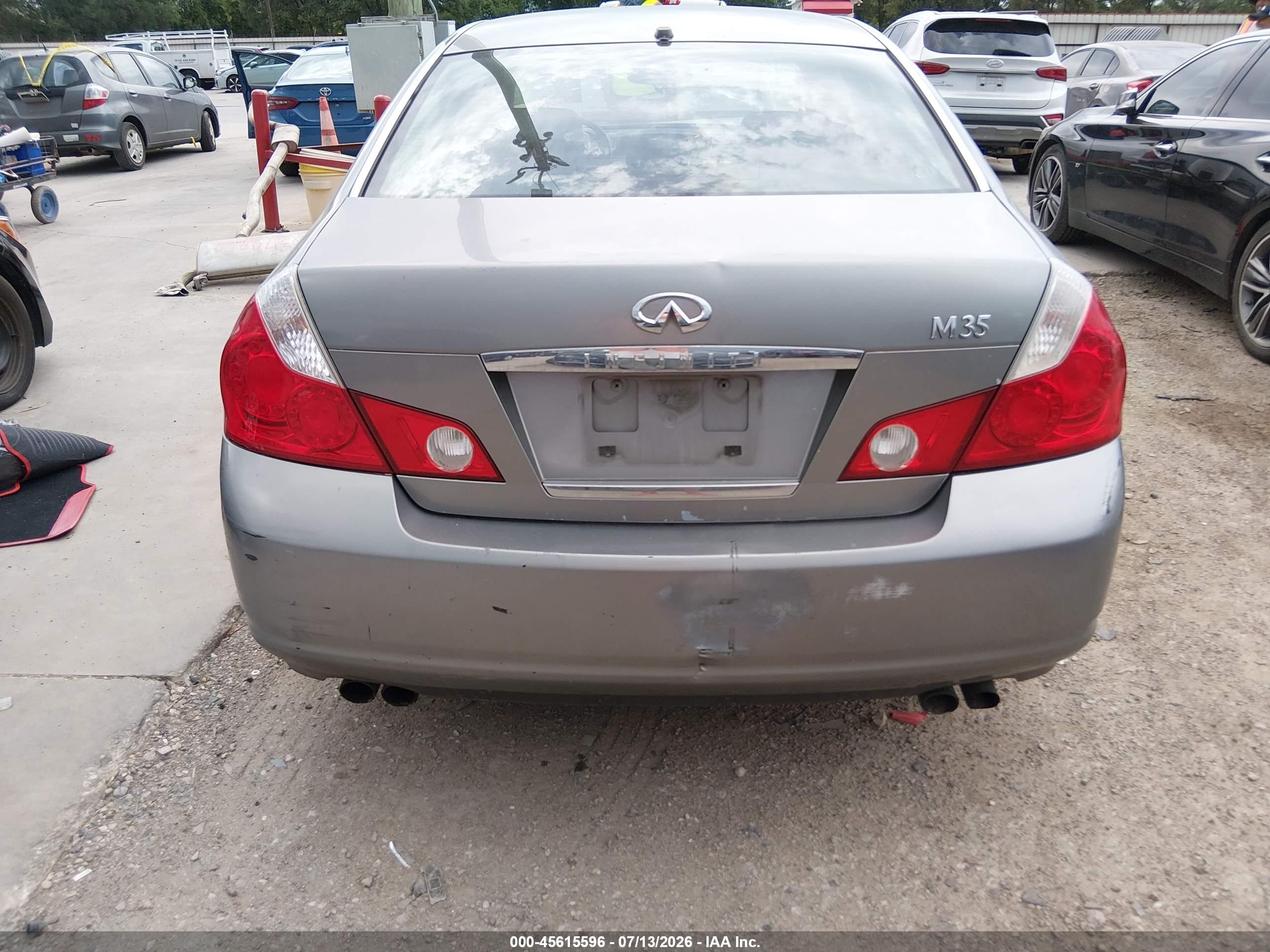 2006 Infiniti M35   Серебряный vin: JNKAY01E86M115467