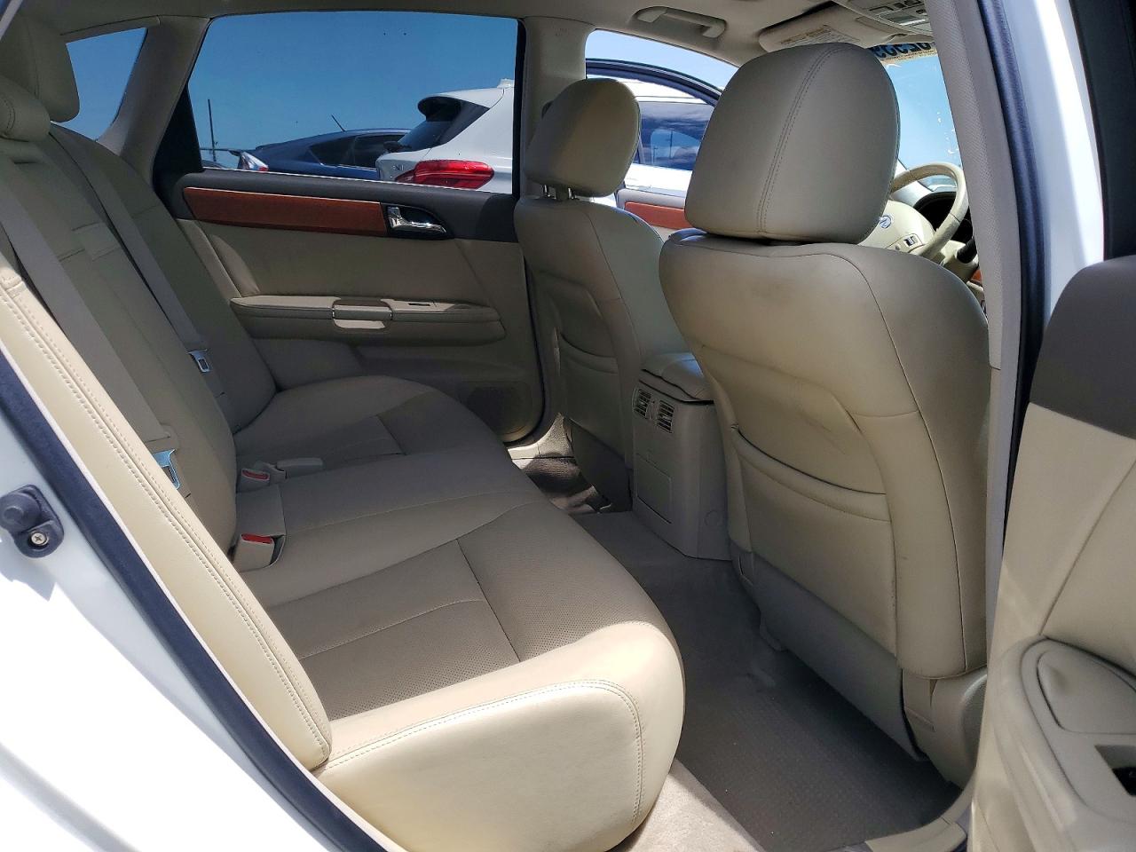 2007 Infiniti M35 Base White vin: JNKAY01E97M309233