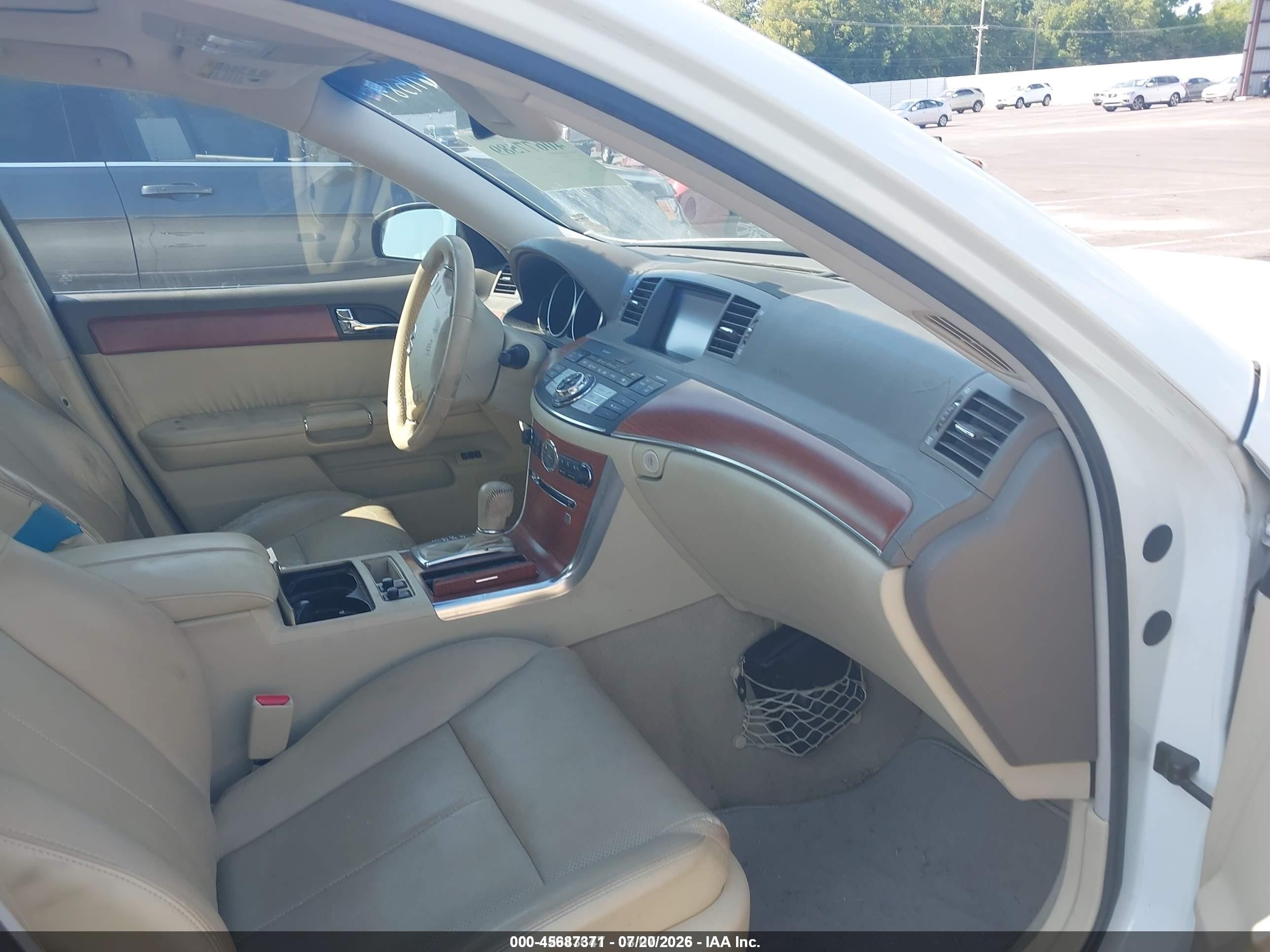 2007 Infiniti M35   White vin: JNKAY01E97M311743
