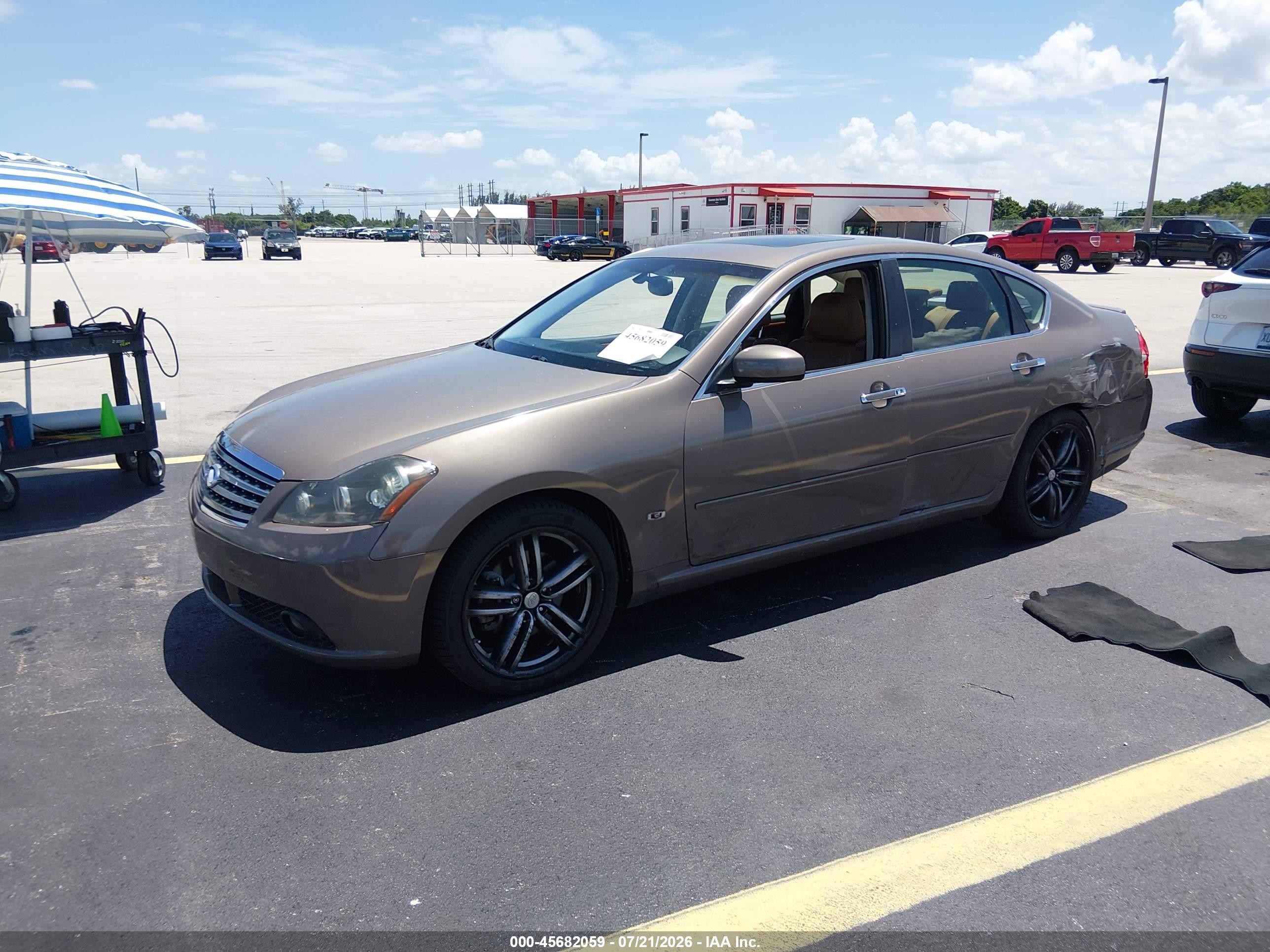 2006 Infiniti M35 Sport Cream vin: JNKAY01EX6M103160