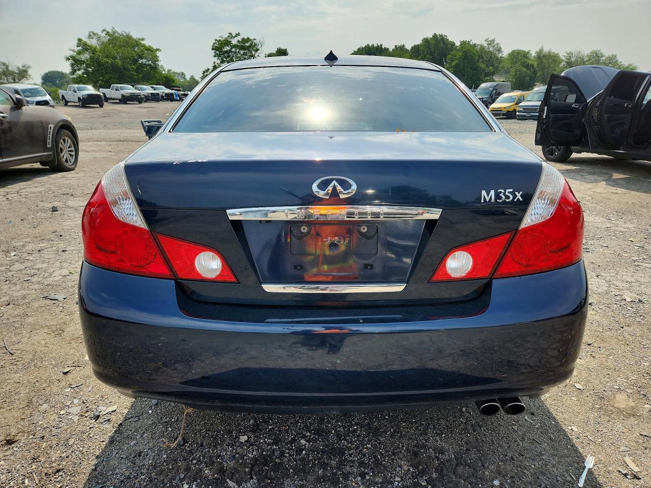 2006 Infiniti M35 Base Blue vin: JNKAY01F26M250985