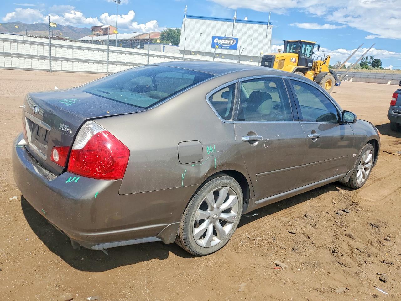 2006 Infiniti M35 Base Gold vin: JNKAY01F26M266409