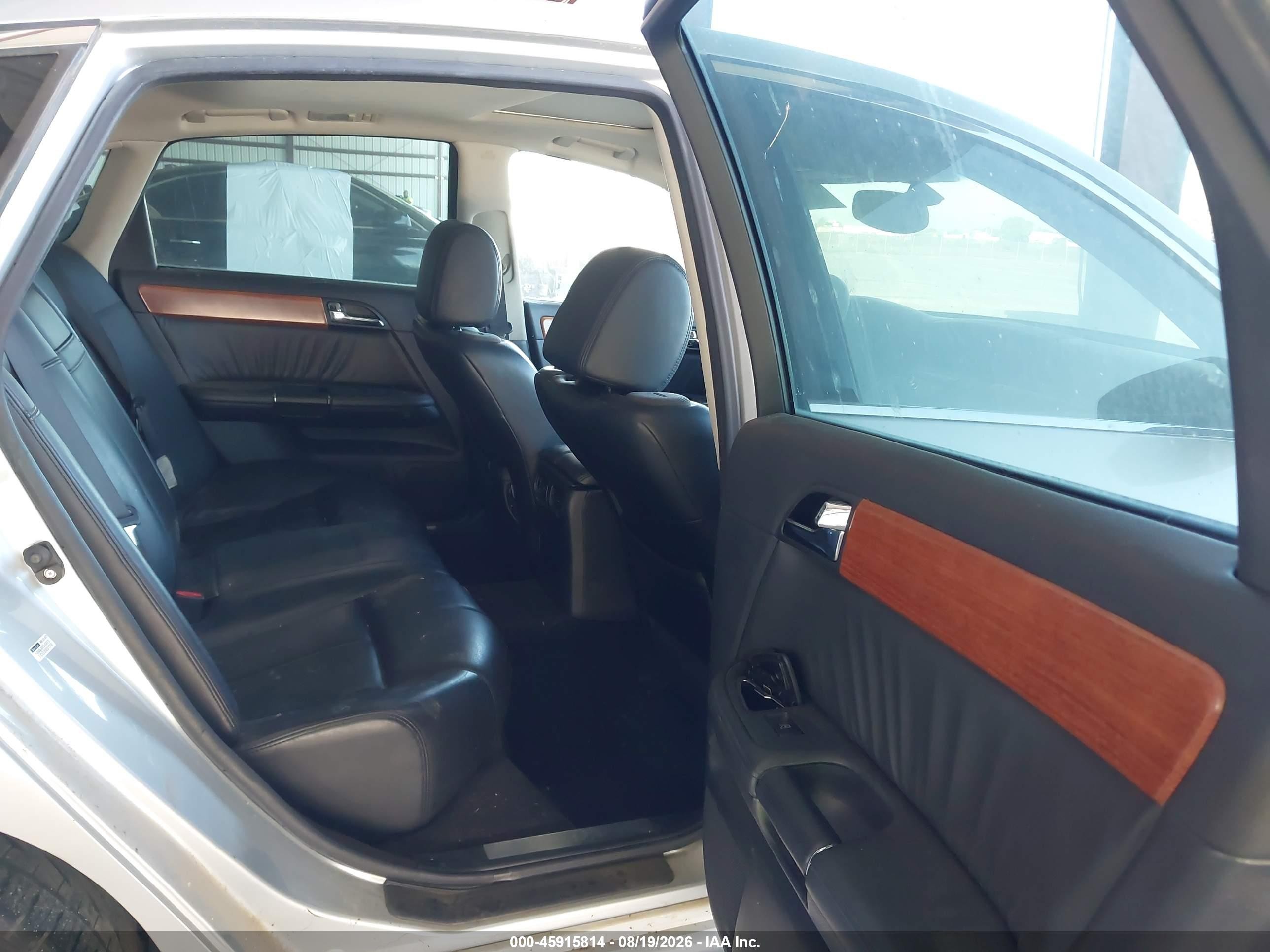 2006 Infiniti M35x   Серебряный vin: JNKAY01F36M250221