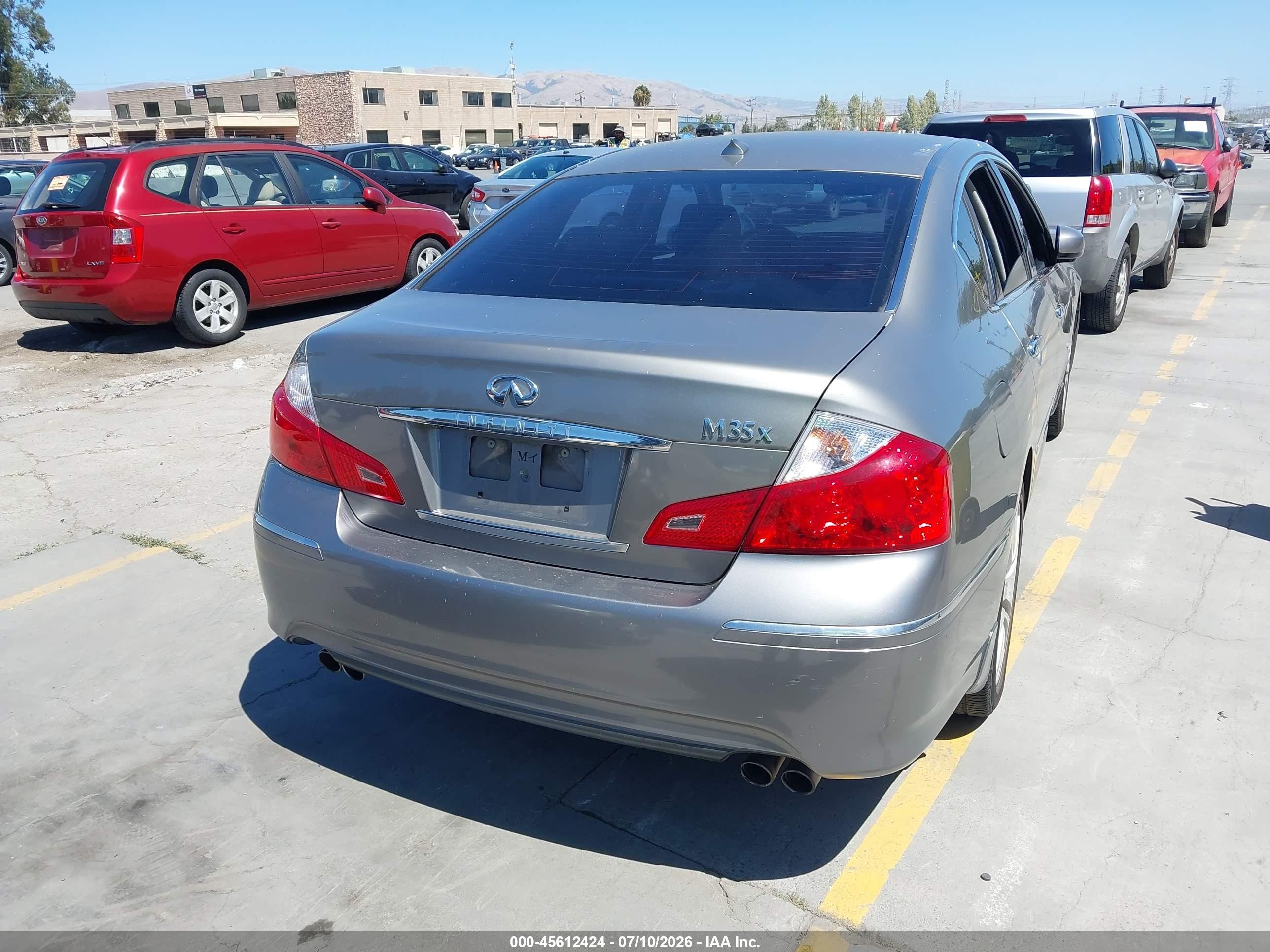 2008 Infiniti M35x   Gray vin: JNKAY01F38M652839