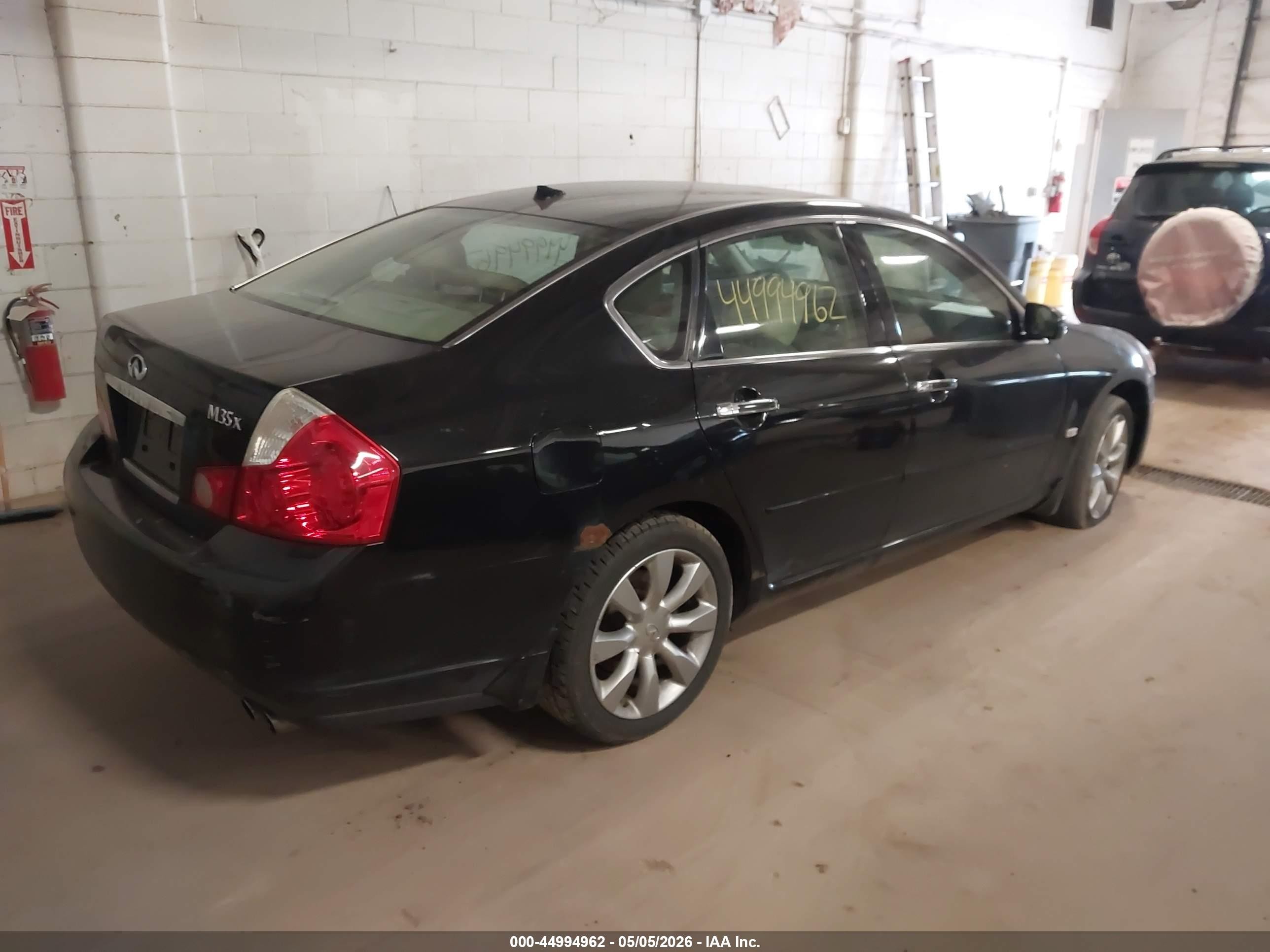 2007 Infiniti M35x   Black vin: JNKAY01F57M452172