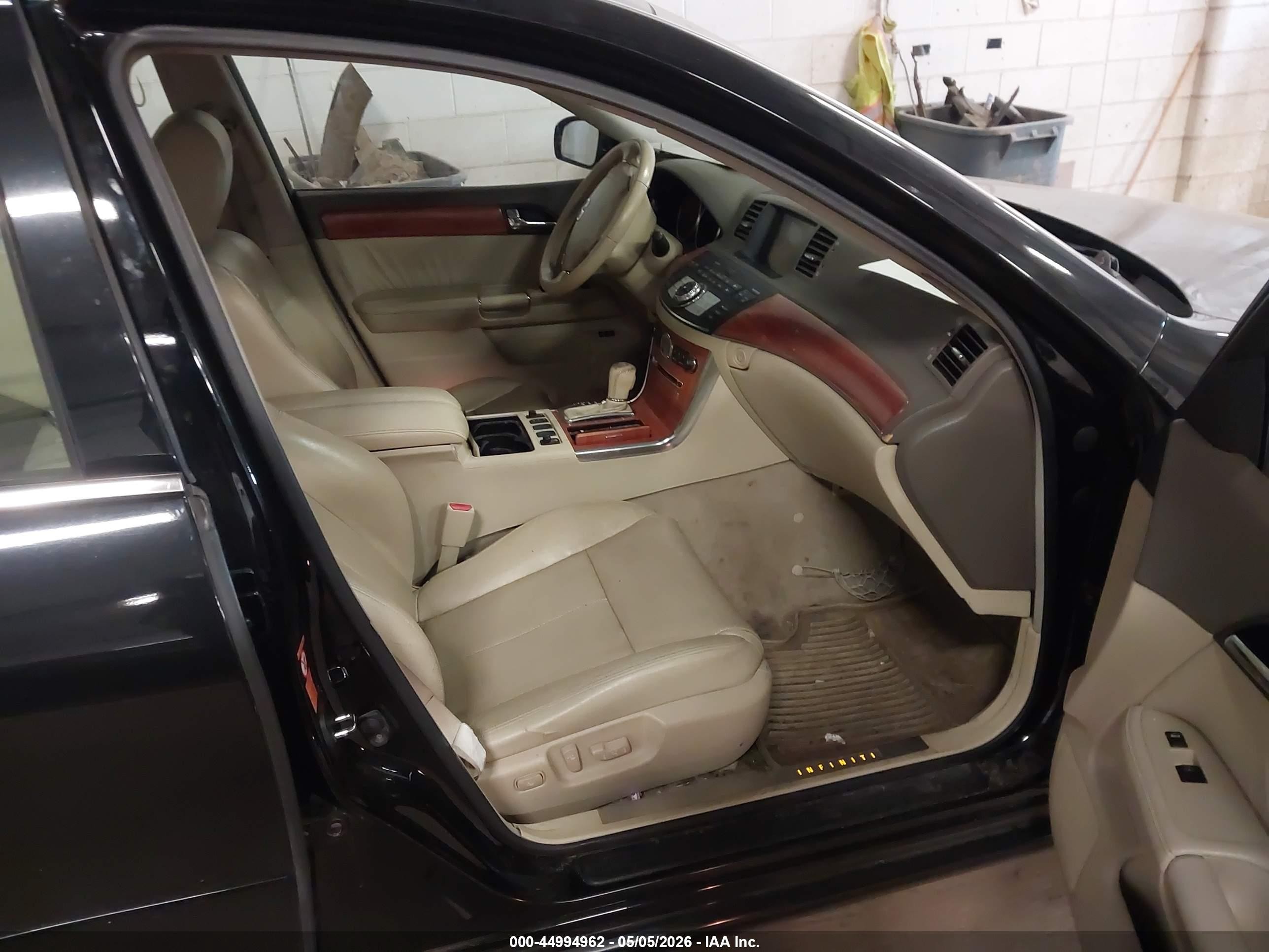 2007 Infiniti M35x   Black vin: JNKAY01F57M452172