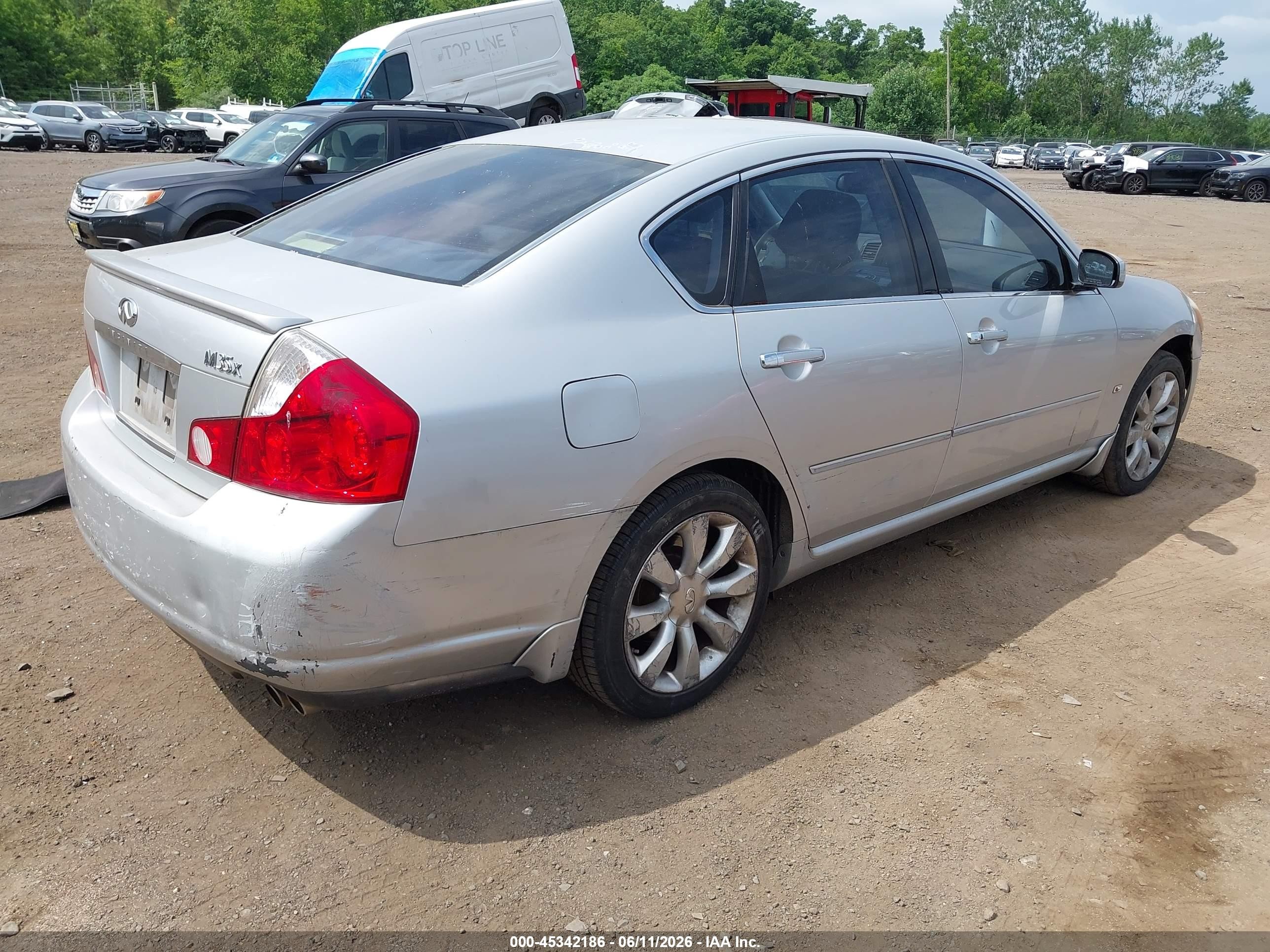 2006 Infiniti M35x Silver vin: JNKAY01F66M253713