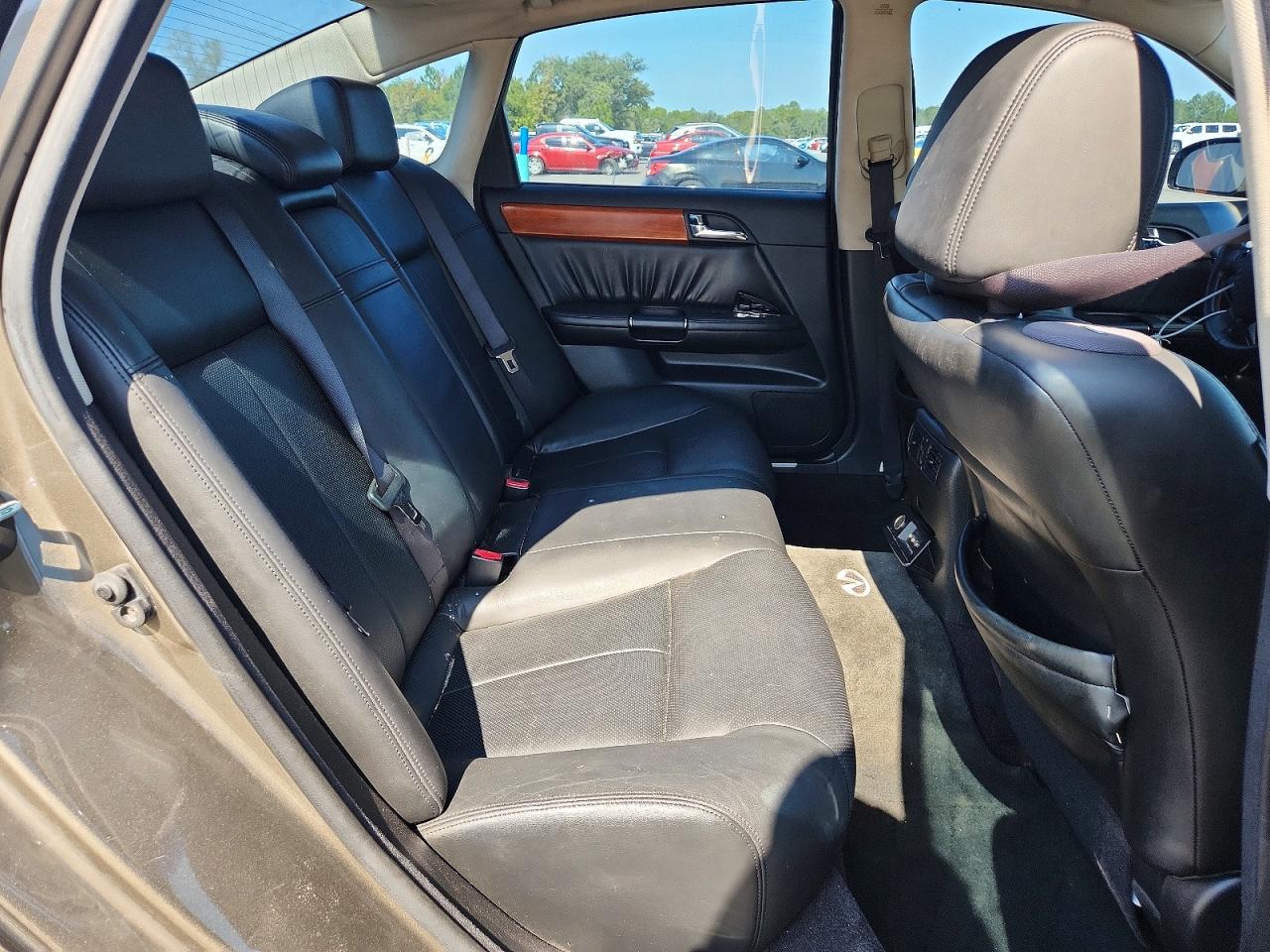 2006 Infiniti M35 Base Tan vin: JNKAY01F66M265392