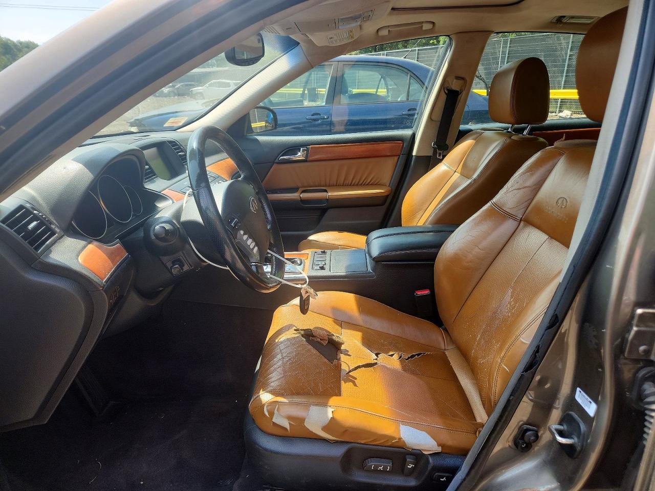 2006 Infiniti M35 Base Gold vin: JNKAY01F76M262159