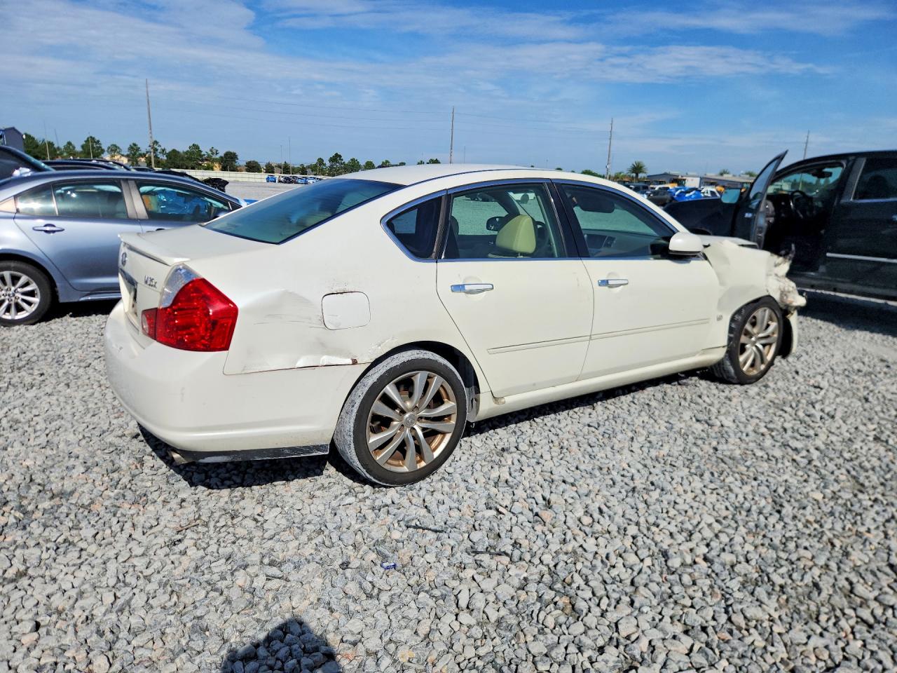2007 Infiniti M35 X White vin: JNKAY01F97M450456