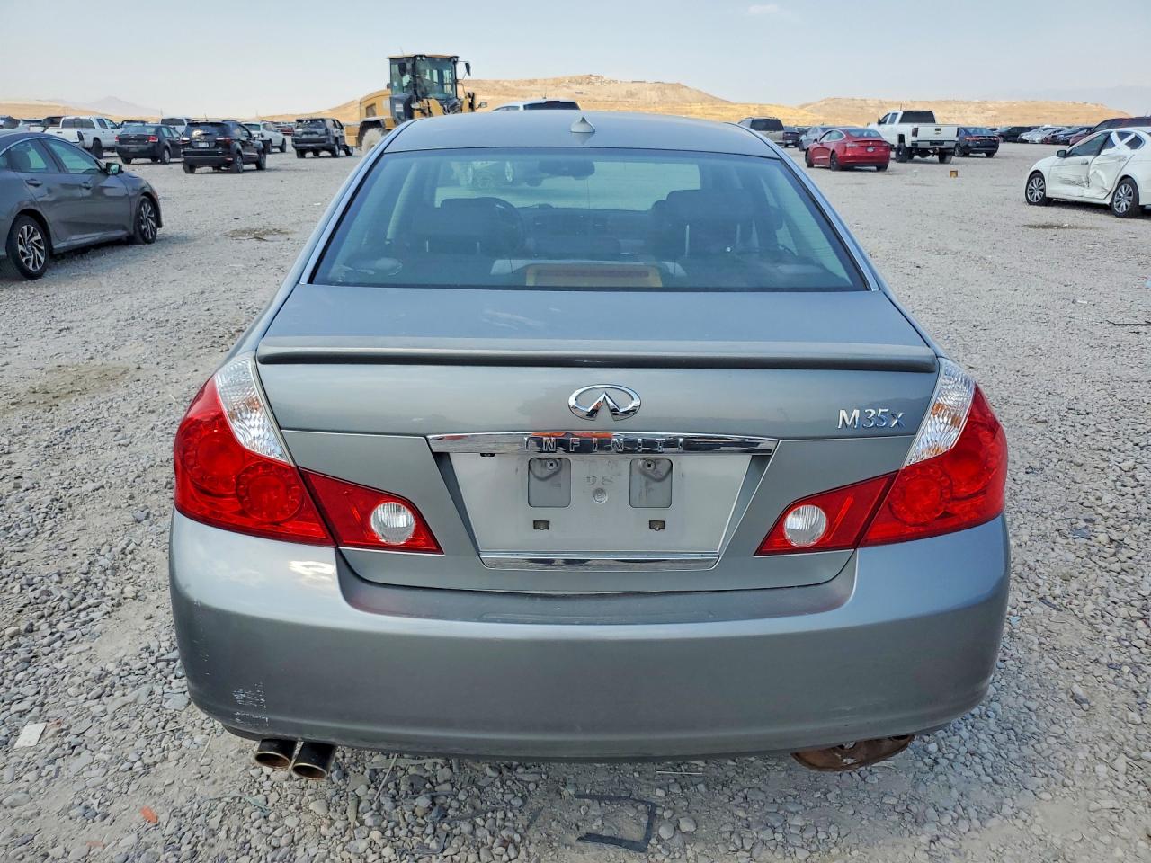 2006 Infiniti M35 Base White vin: JNKAY01FX6M257490