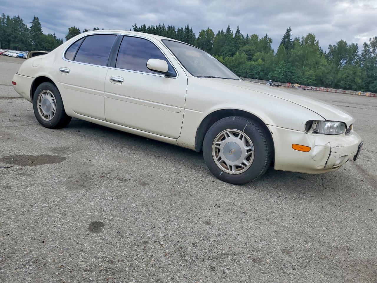 1994 Infiniti J30 Base Белый vin: JNKAY21D0RM118015