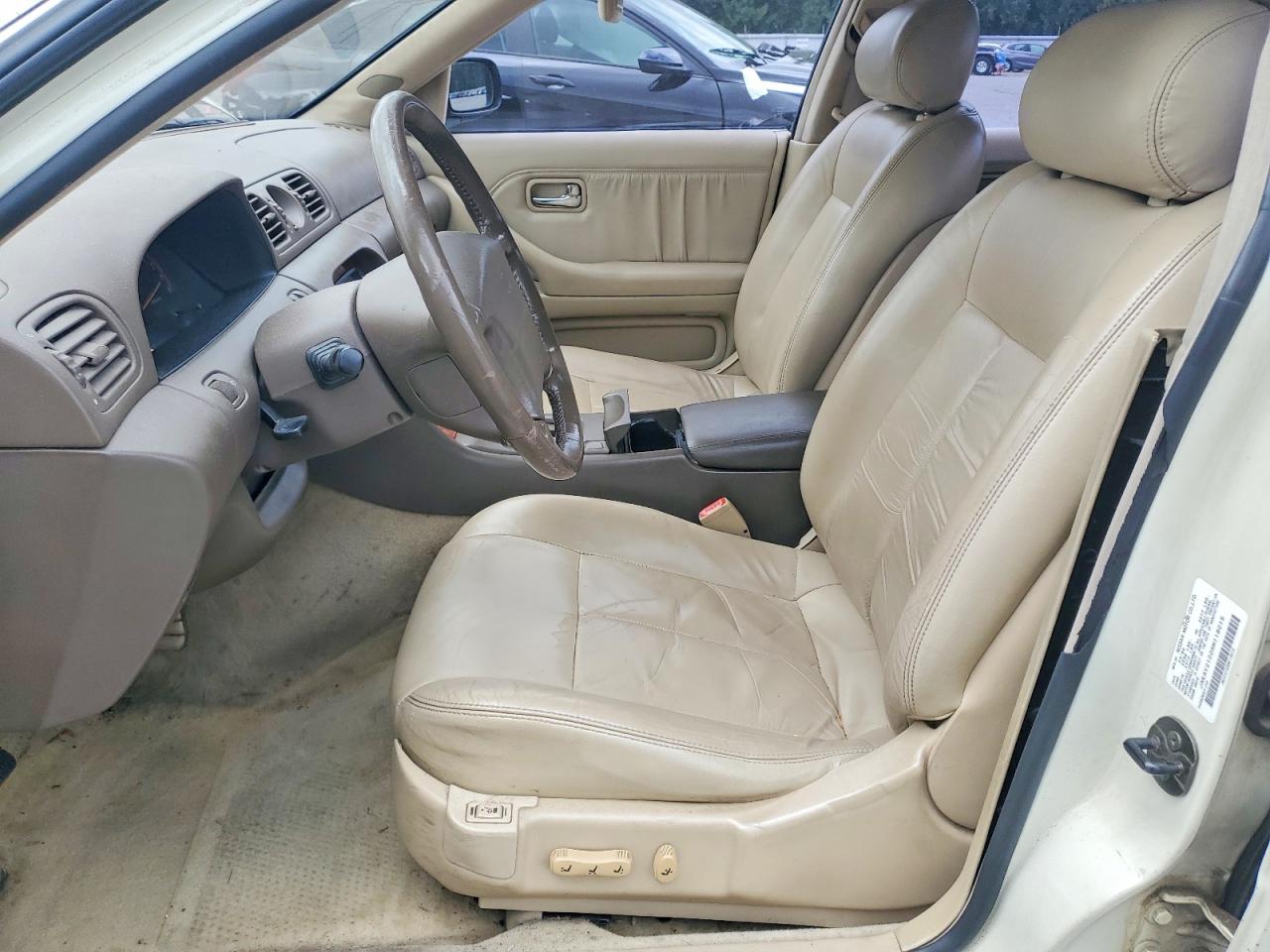 1994 Infiniti J30 Base Белый vin: JNKAY21D0RM118015