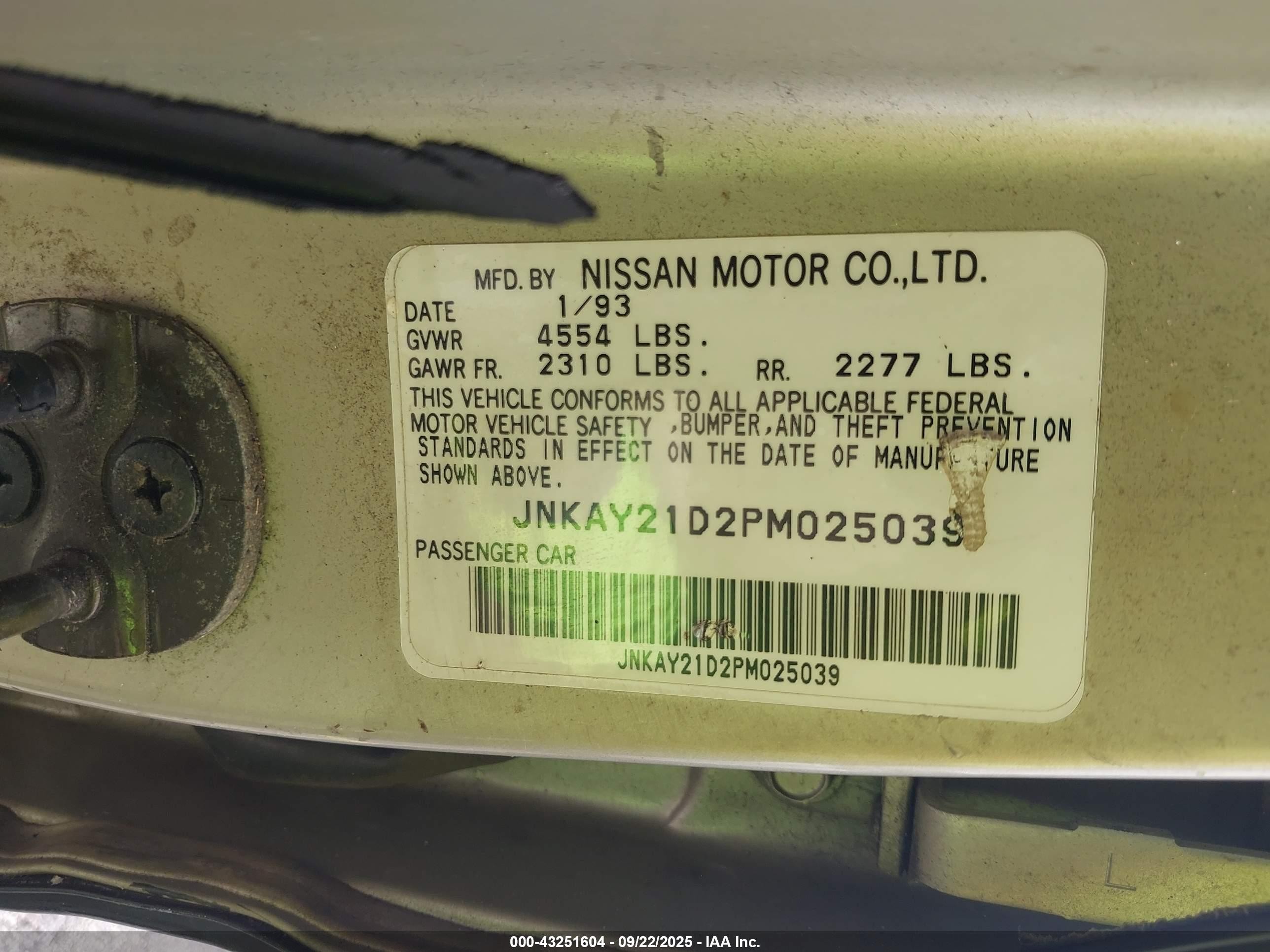1993 Infiniti J30   Cream vin: JNKAY21D2PM025039
