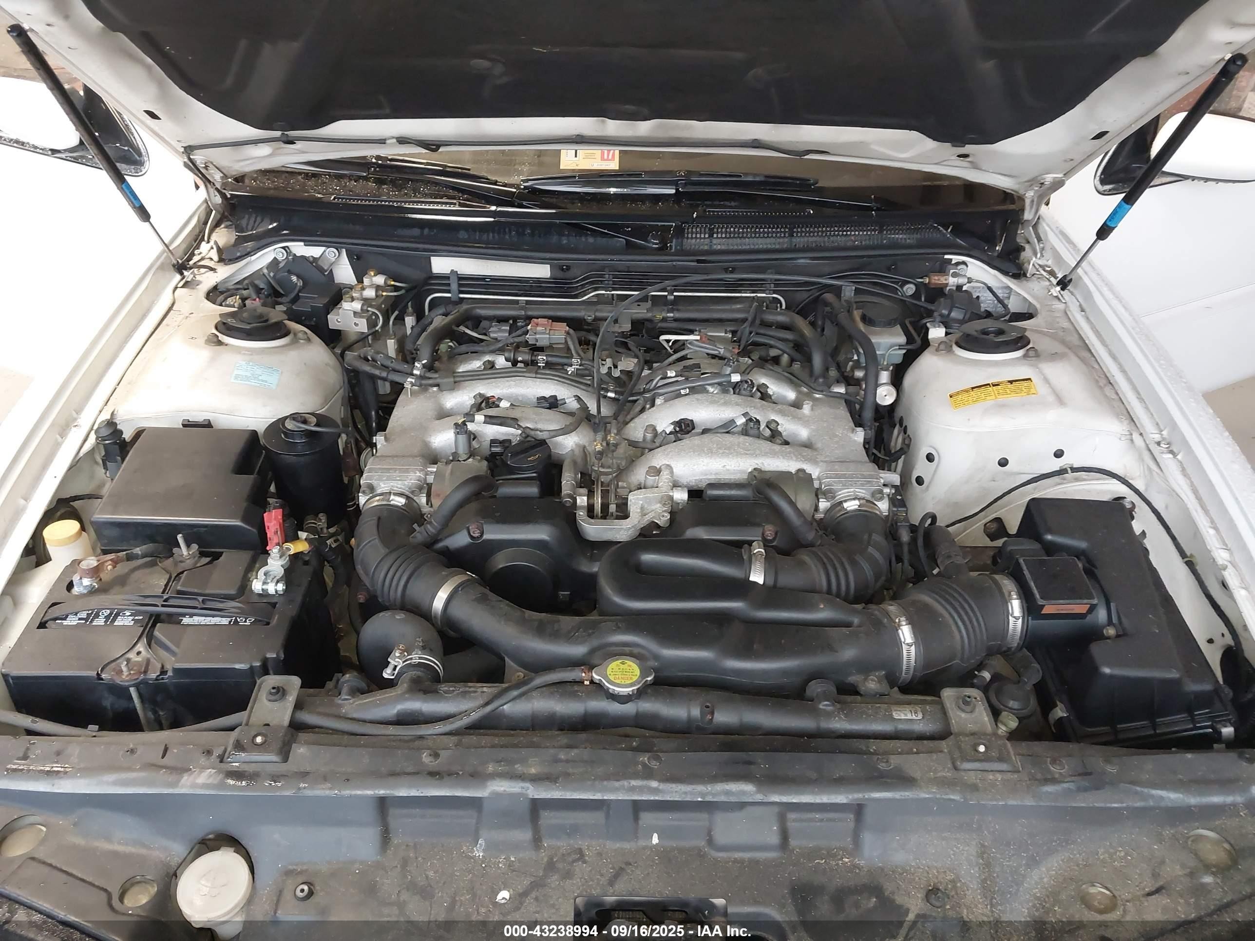 1993 Infiniti J30 White vin: JNKAY21D6PM008485