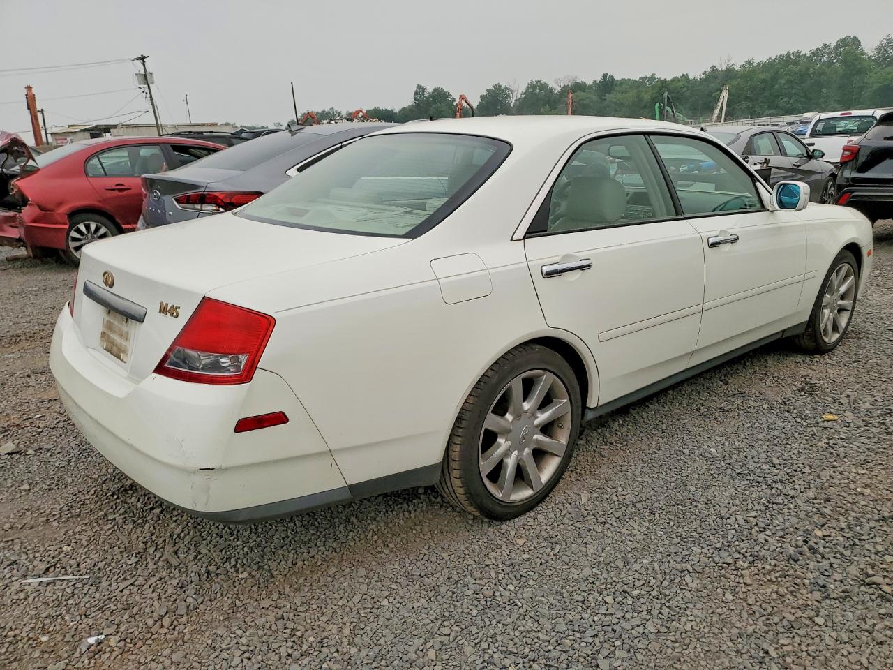 2003 Infiniti M45 Base White vin: JNKAY41E73M000992