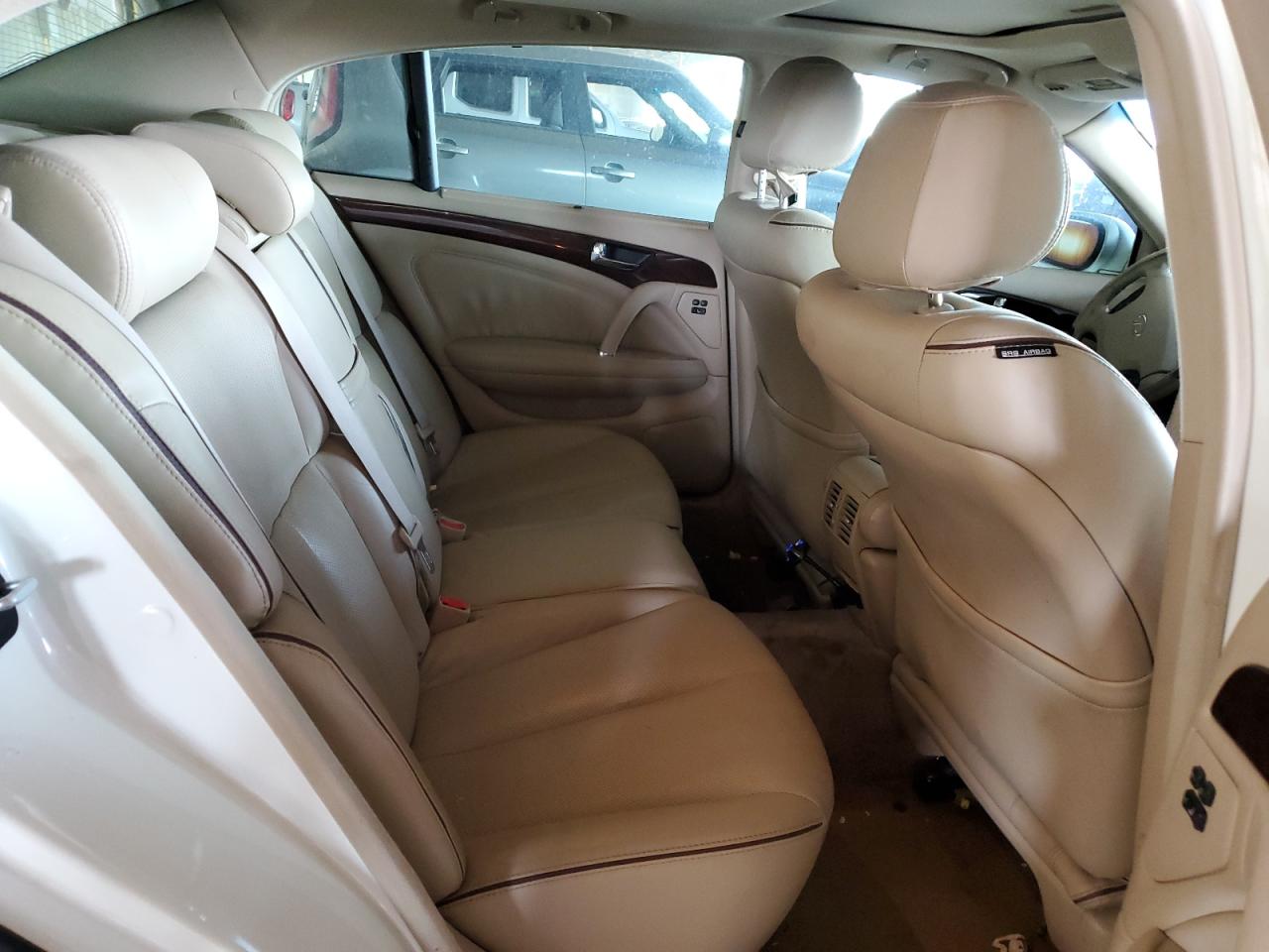 2005 Infiniti Q45 White vin: JNKBF01A35M100140