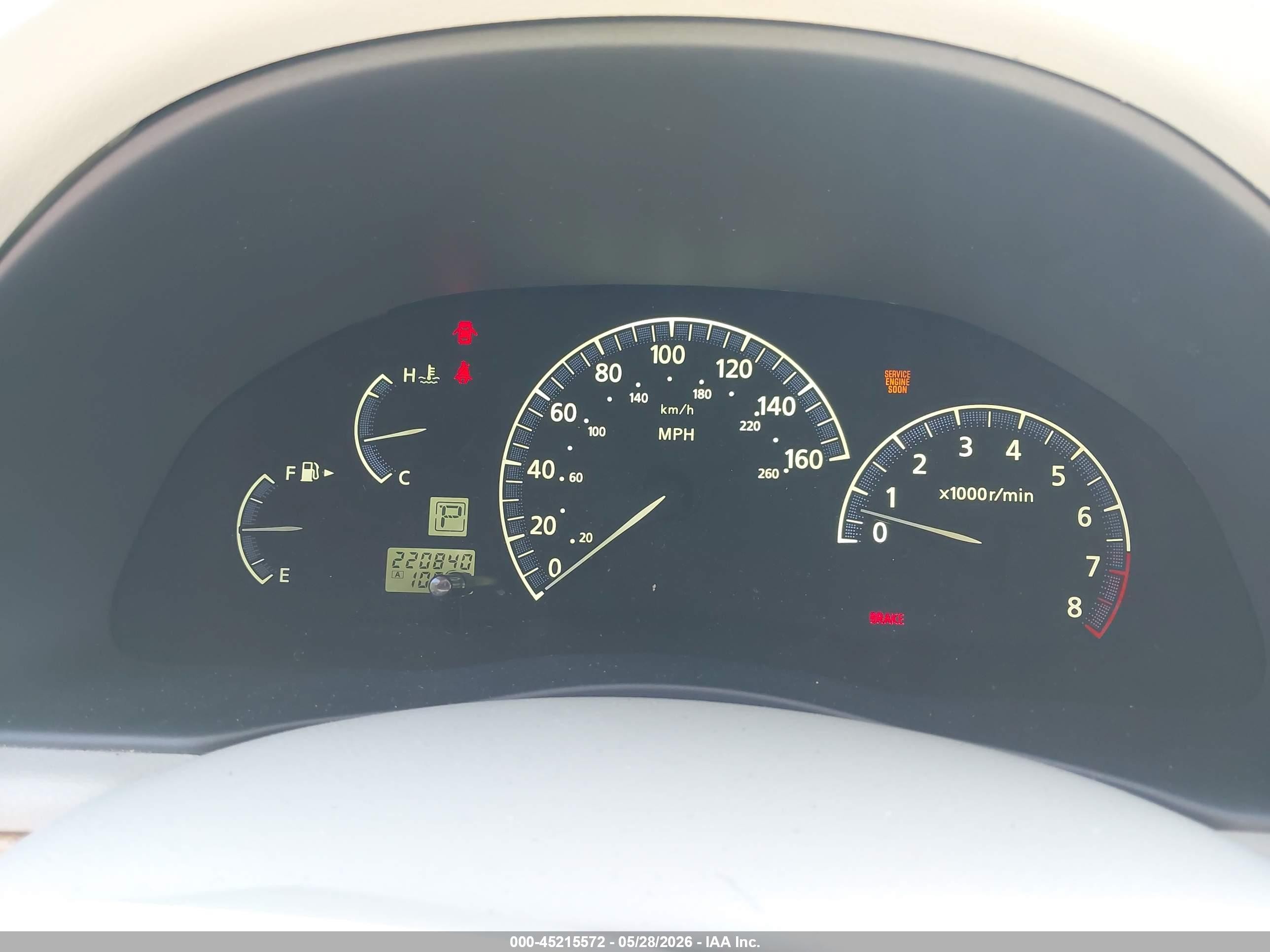 2002 Infiniti Q45 Luxury Champagne vin: JNKBF01A42M005100