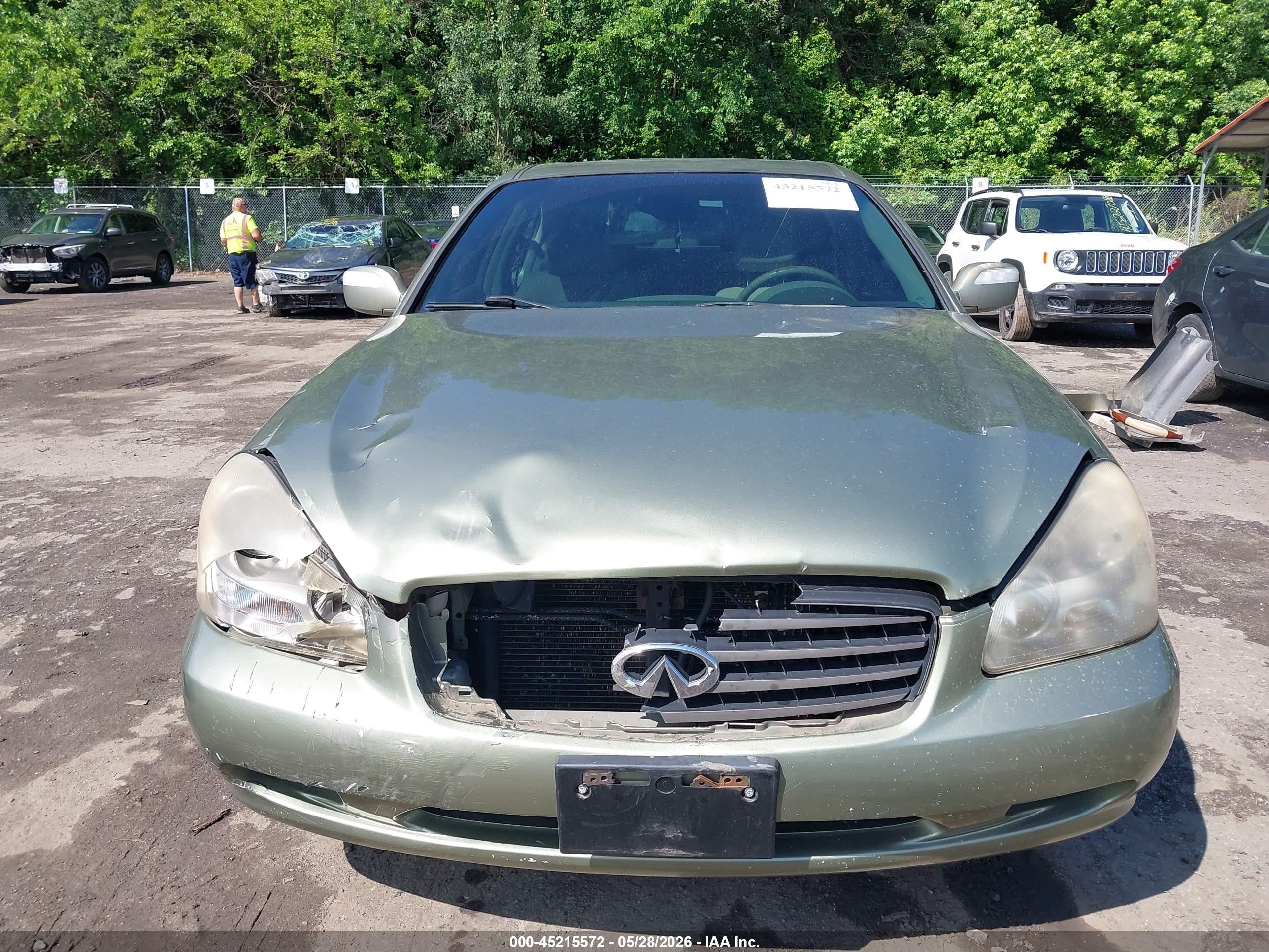 2002 Infiniti Q45 Luxury Champagne vin: JNKBF01A42M005100