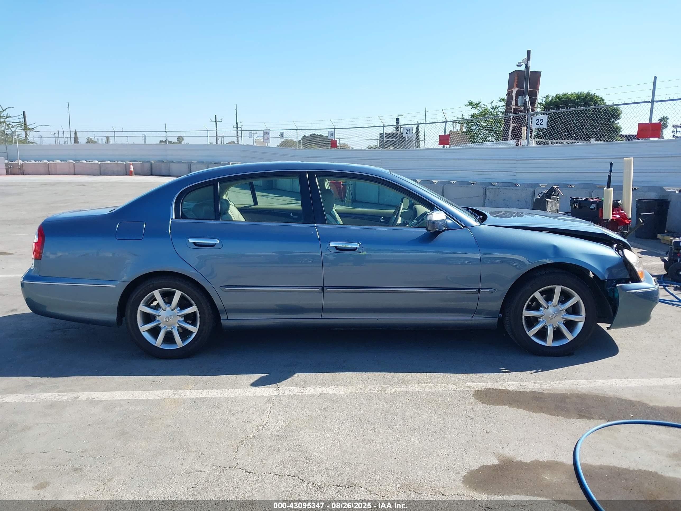 2005 Infiniti Q45   Blue vin: JNKBF01A45M101359