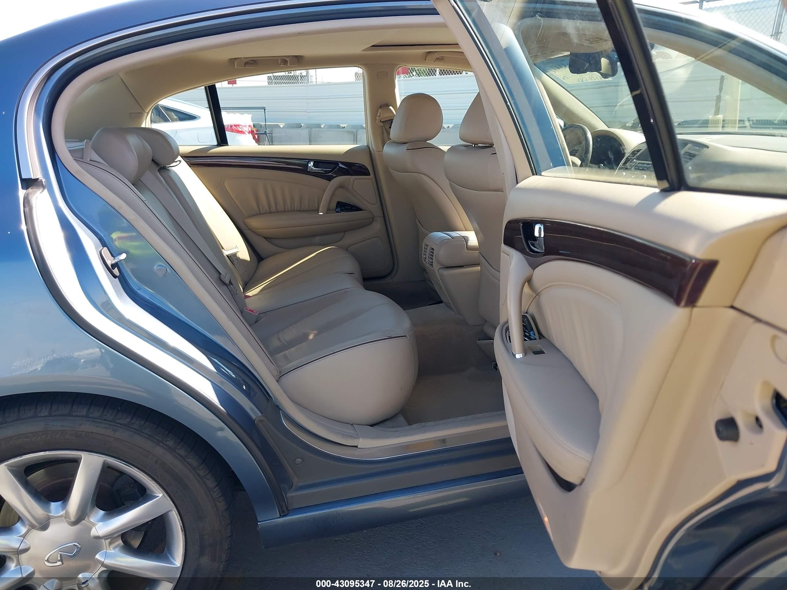 2005 Infiniti Q45   Blue vin: JNKBF01A45M101359