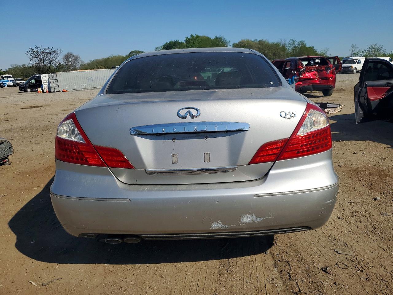 2005 Infiniti Q45 Base Silver vin: JNKBF01A45M101412