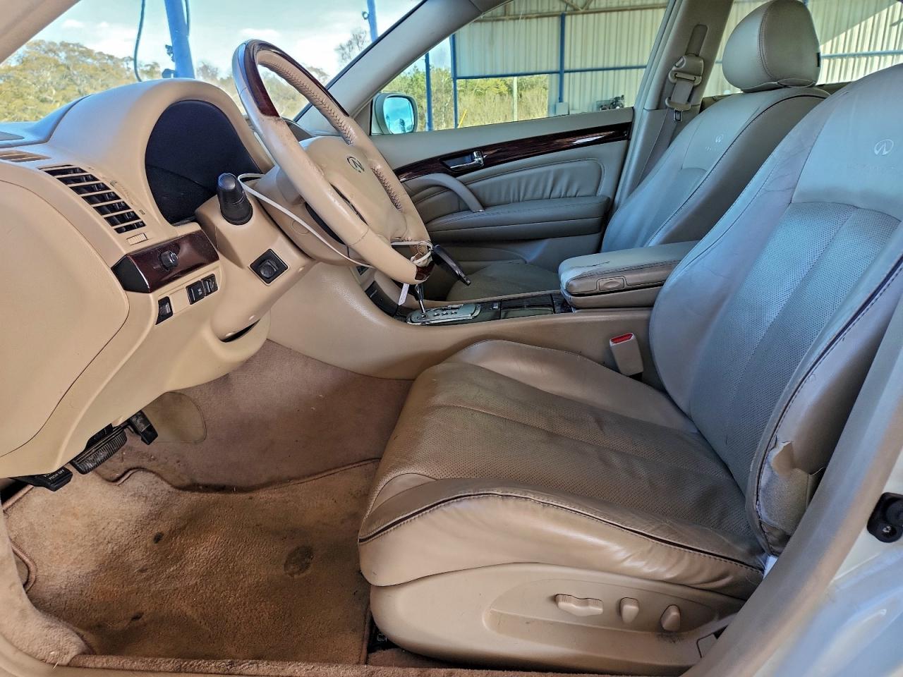 2005 Infiniti Q45 White vin: JNKBF01A75M100495