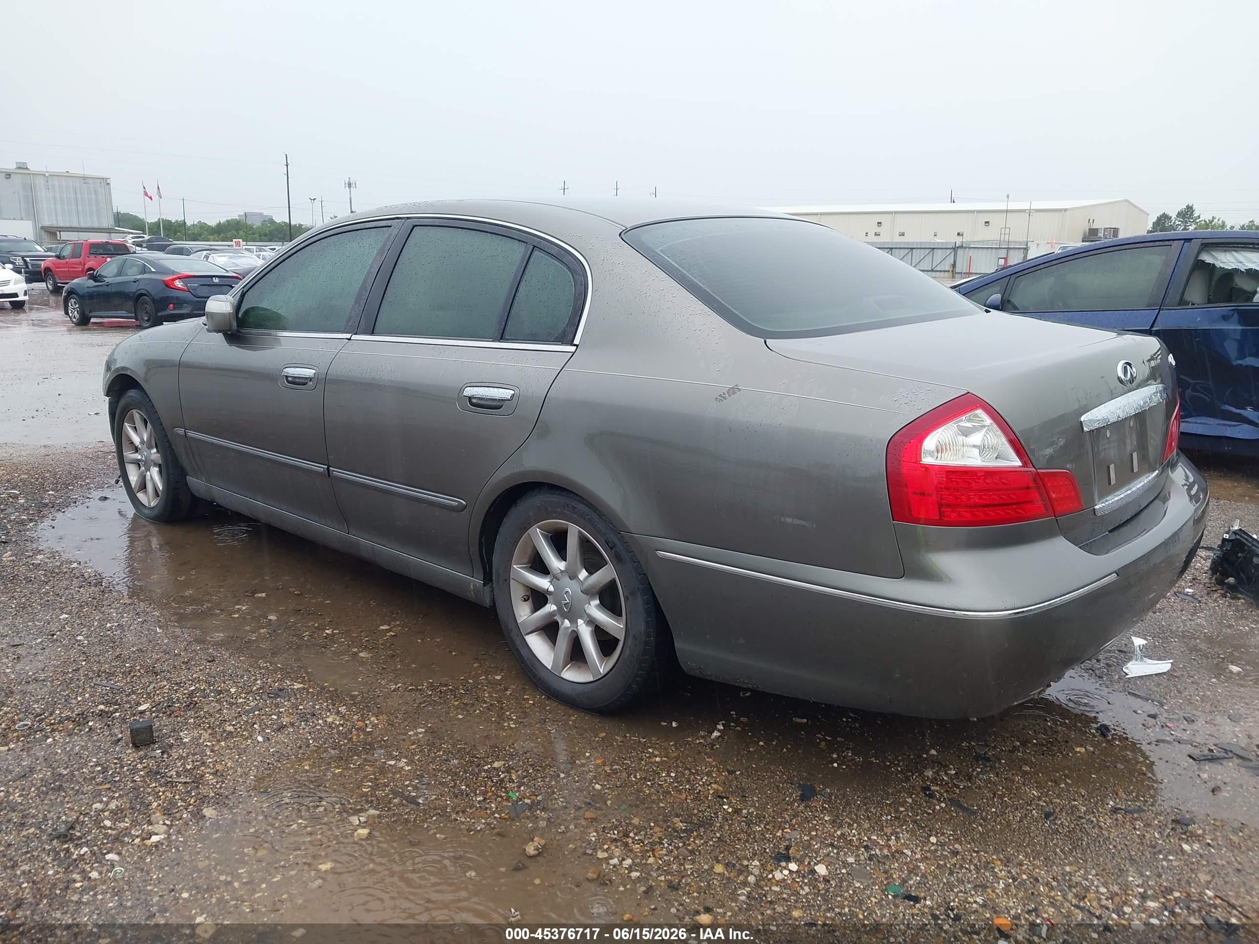 2005 Infiniti Q45   Brown vin: JNKBF01A95M101485
