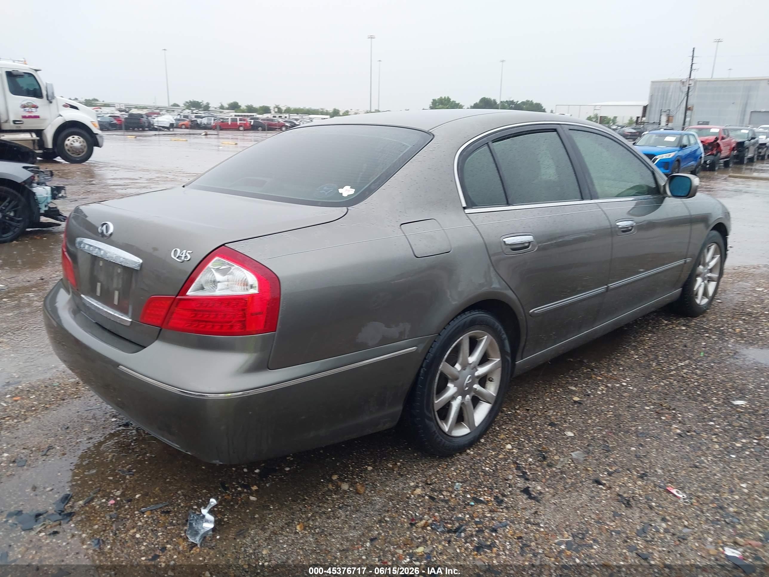 2005 Infiniti Q45   Brown vin: JNKBF01A95M101485
