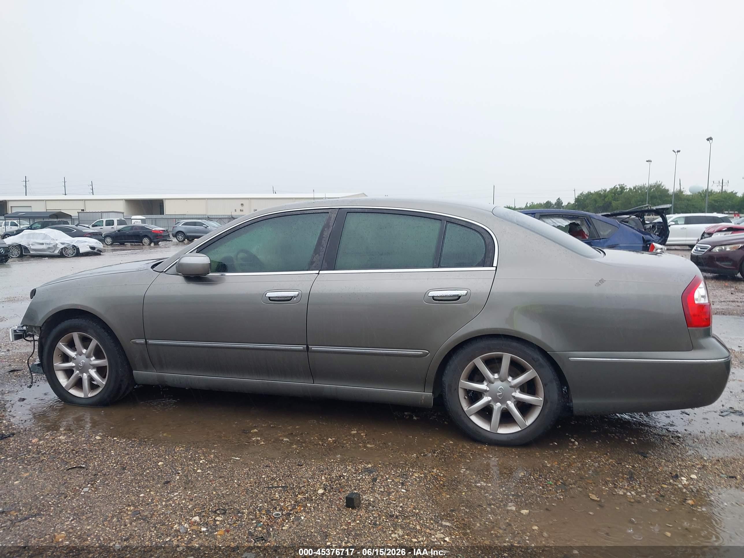 2005 Infiniti Q45   Brown vin: JNKBF01A95M101485