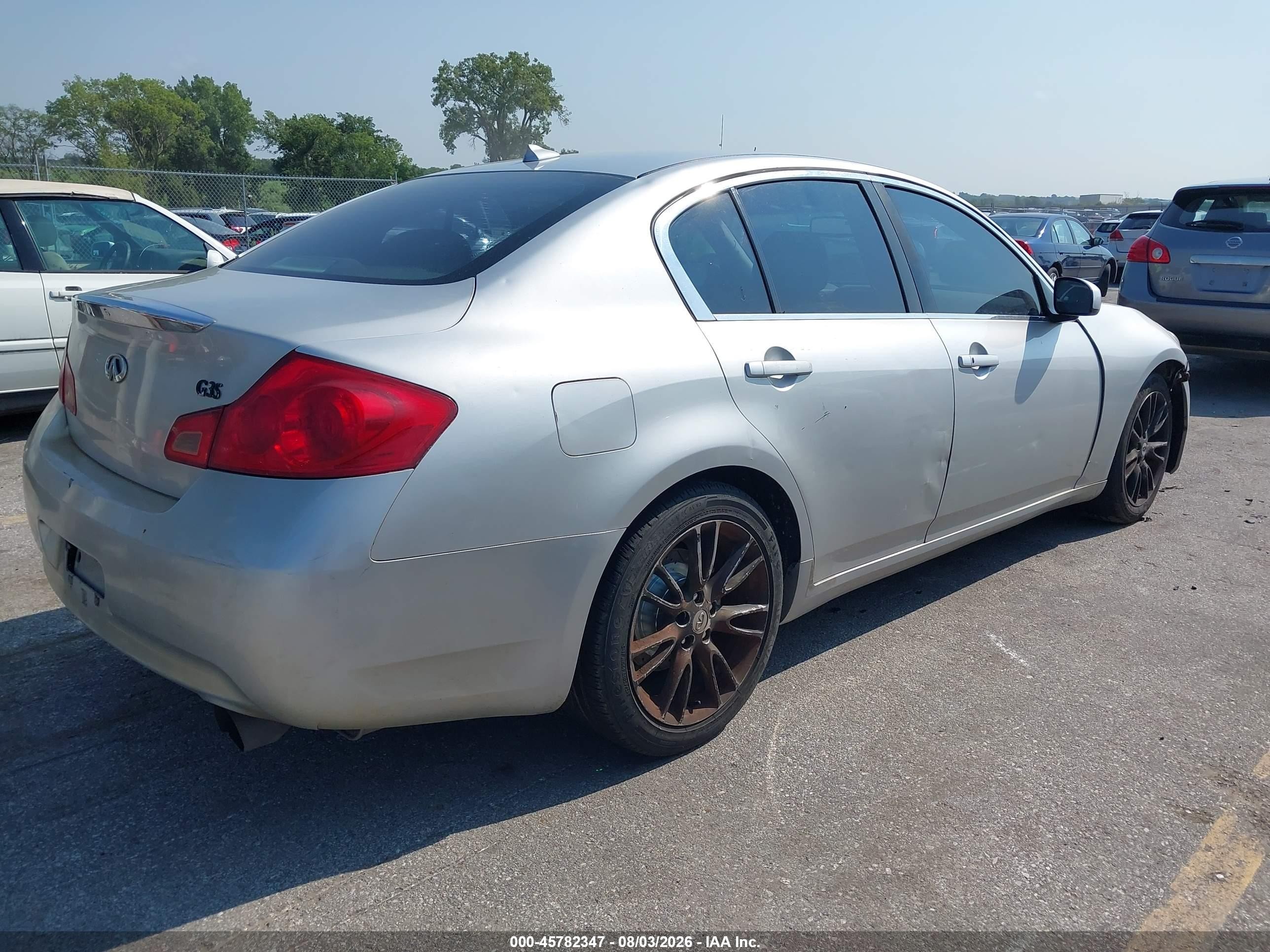 2007 Infiniti G35 Journey Silver vin: JNKBV61E07M712775