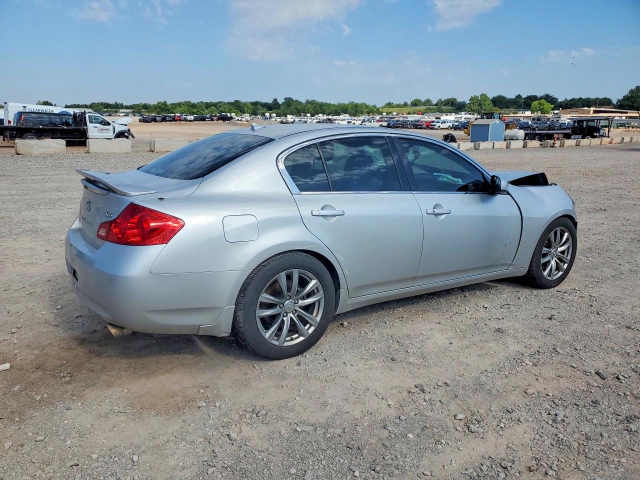 2007 Infiniti G35 Base Silver vin: JNKBV61E07M729883