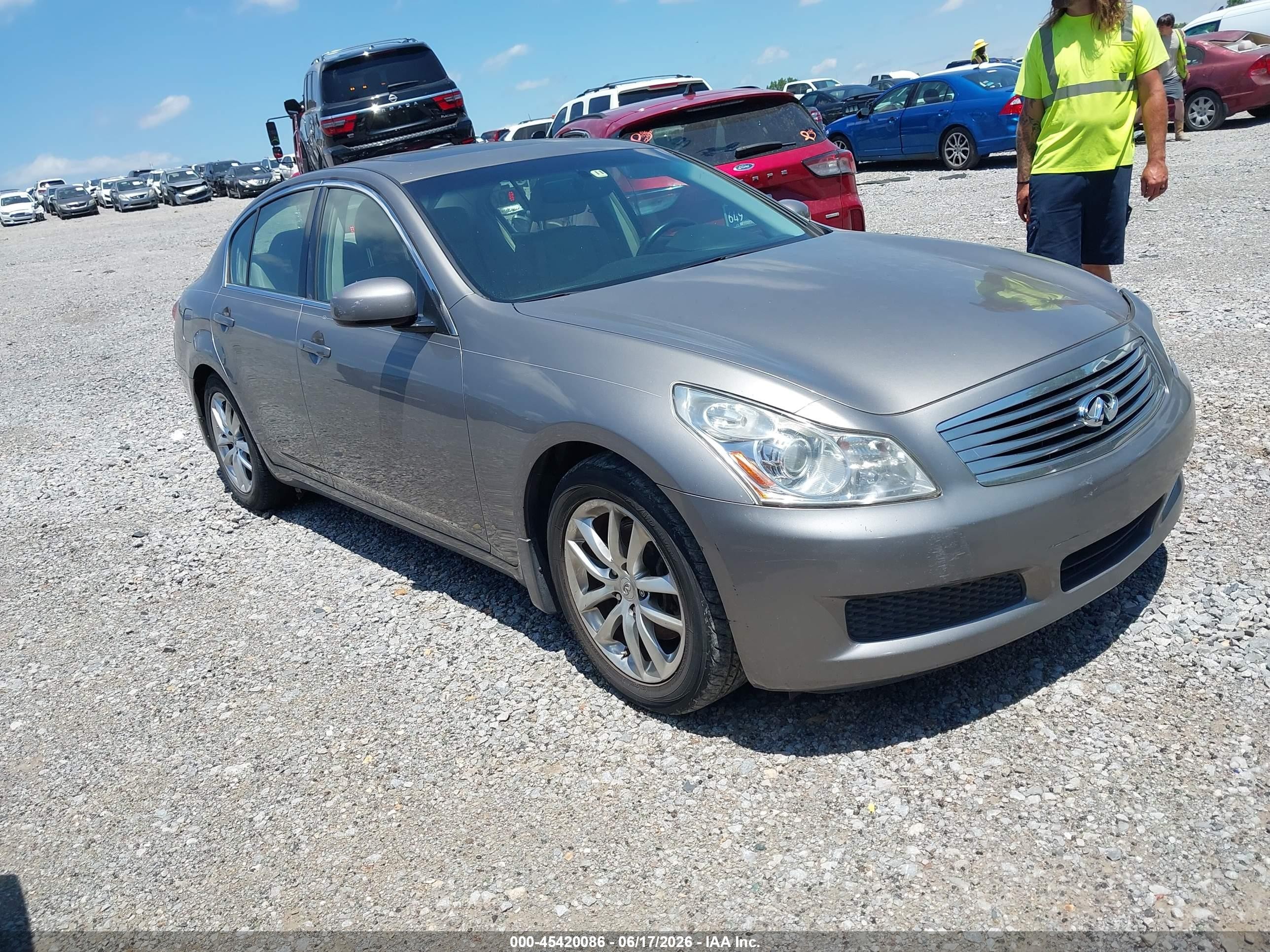 2008 Infiniti G35 Journey Silver vin: JNKBV61E08M222631