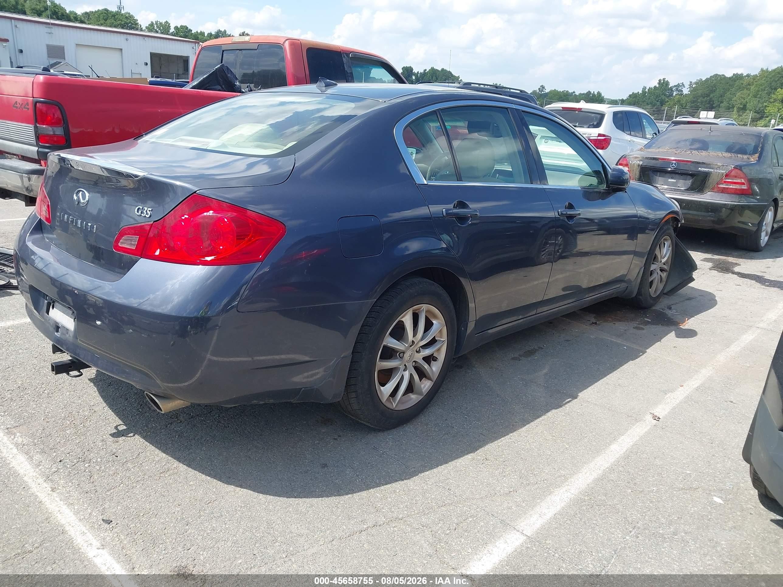 2008 Infiniti G35 Journey Gray vin: JNKBV61E08M226677