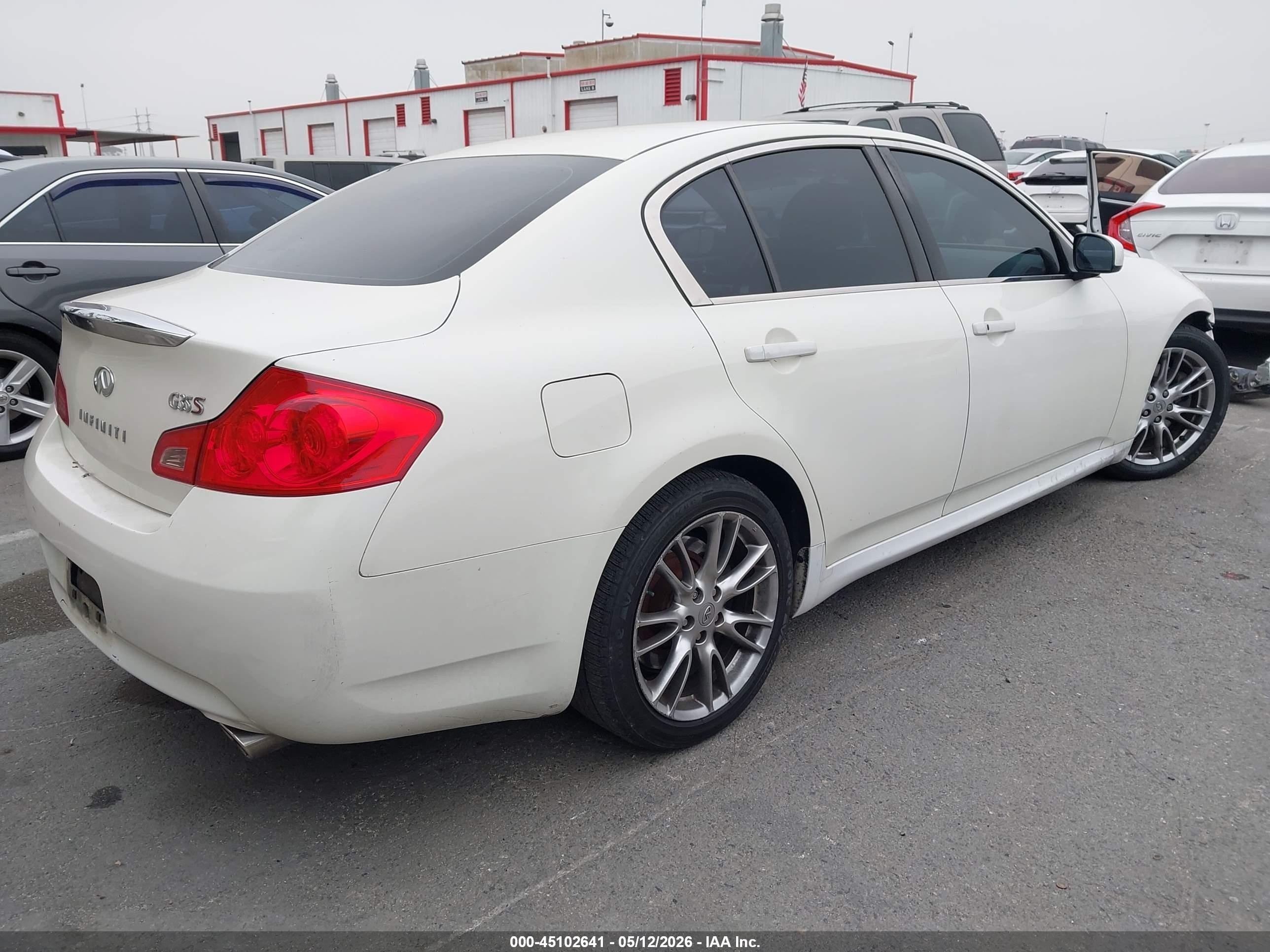 2007 Infiniti G35 Sport White vin: JNKBV61E17M722778
