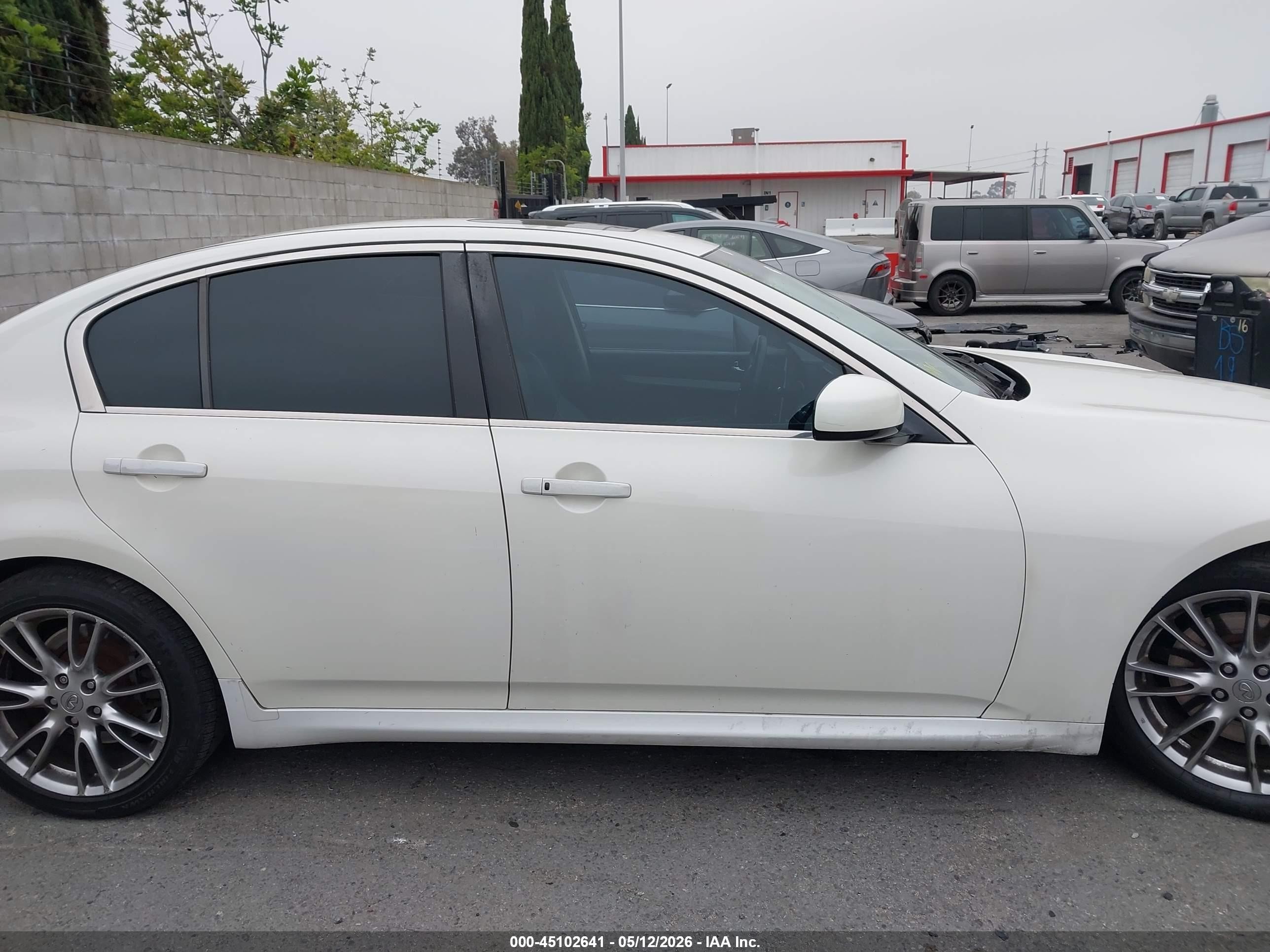 2007 Infiniti G35 Sport White vin: JNKBV61E17M722778