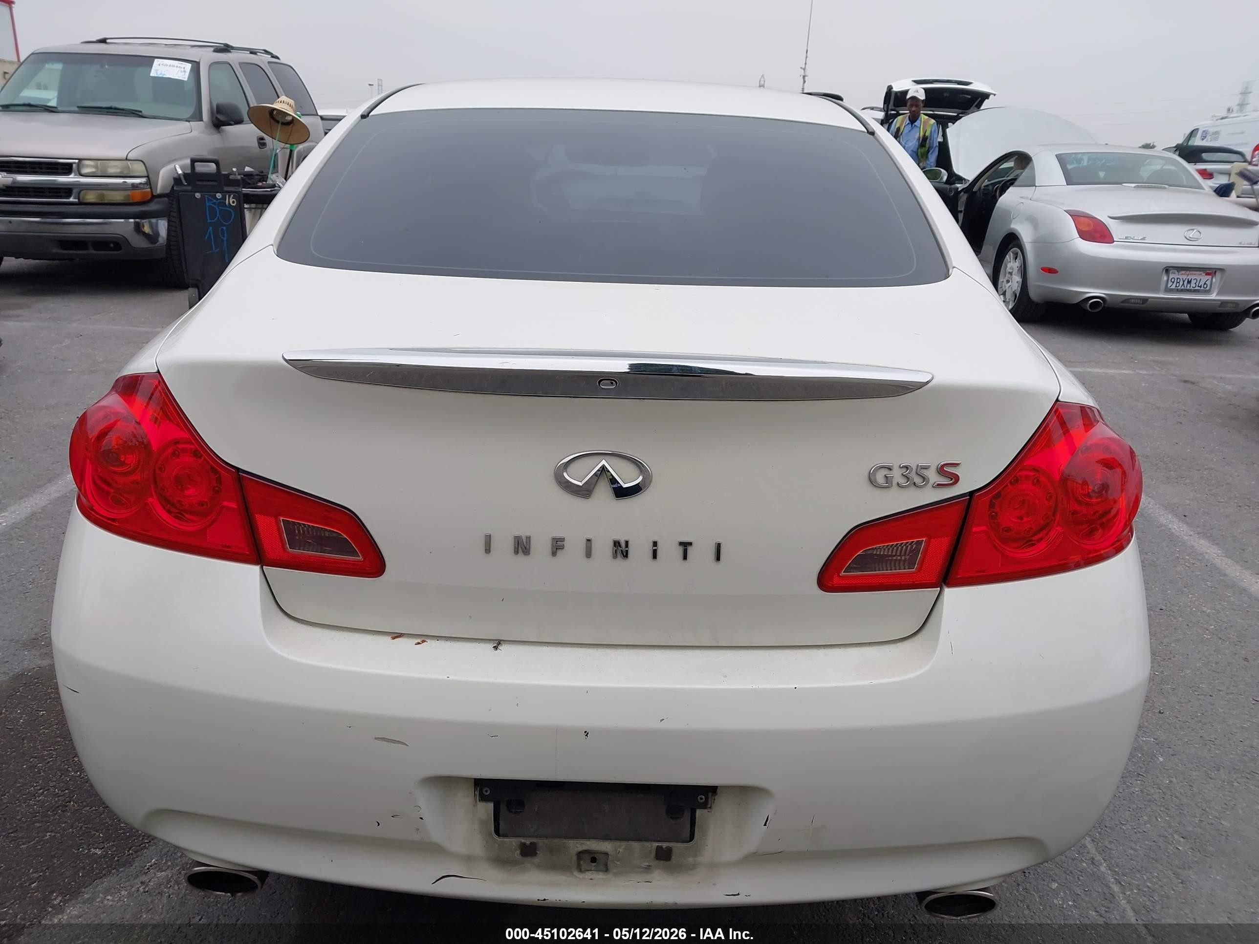2007 Infiniti G35 Sport White vin: JNKBV61E17M722778