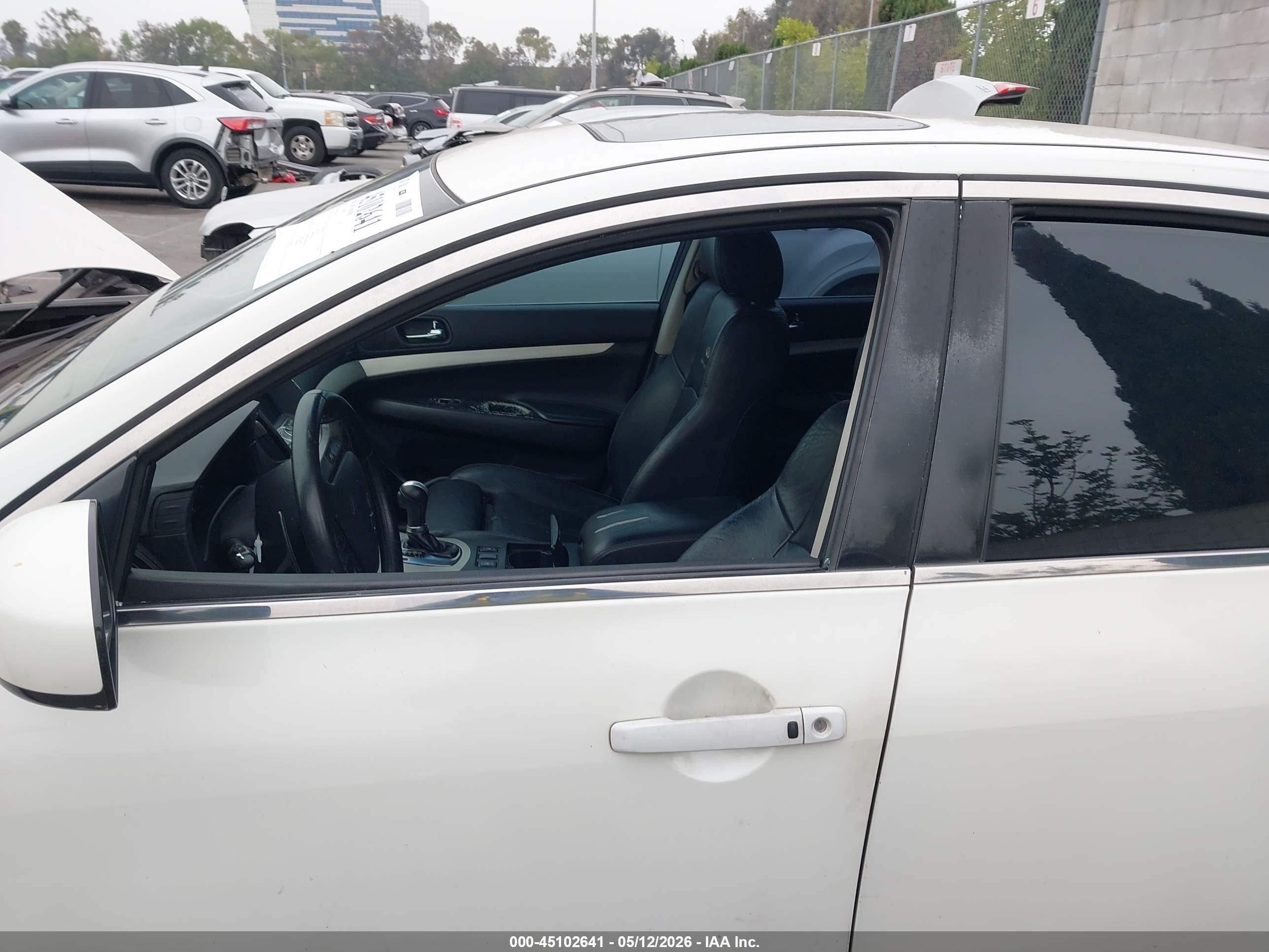 2007 Infiniti G35 Sport White vin: JNKBV61E17M722778
