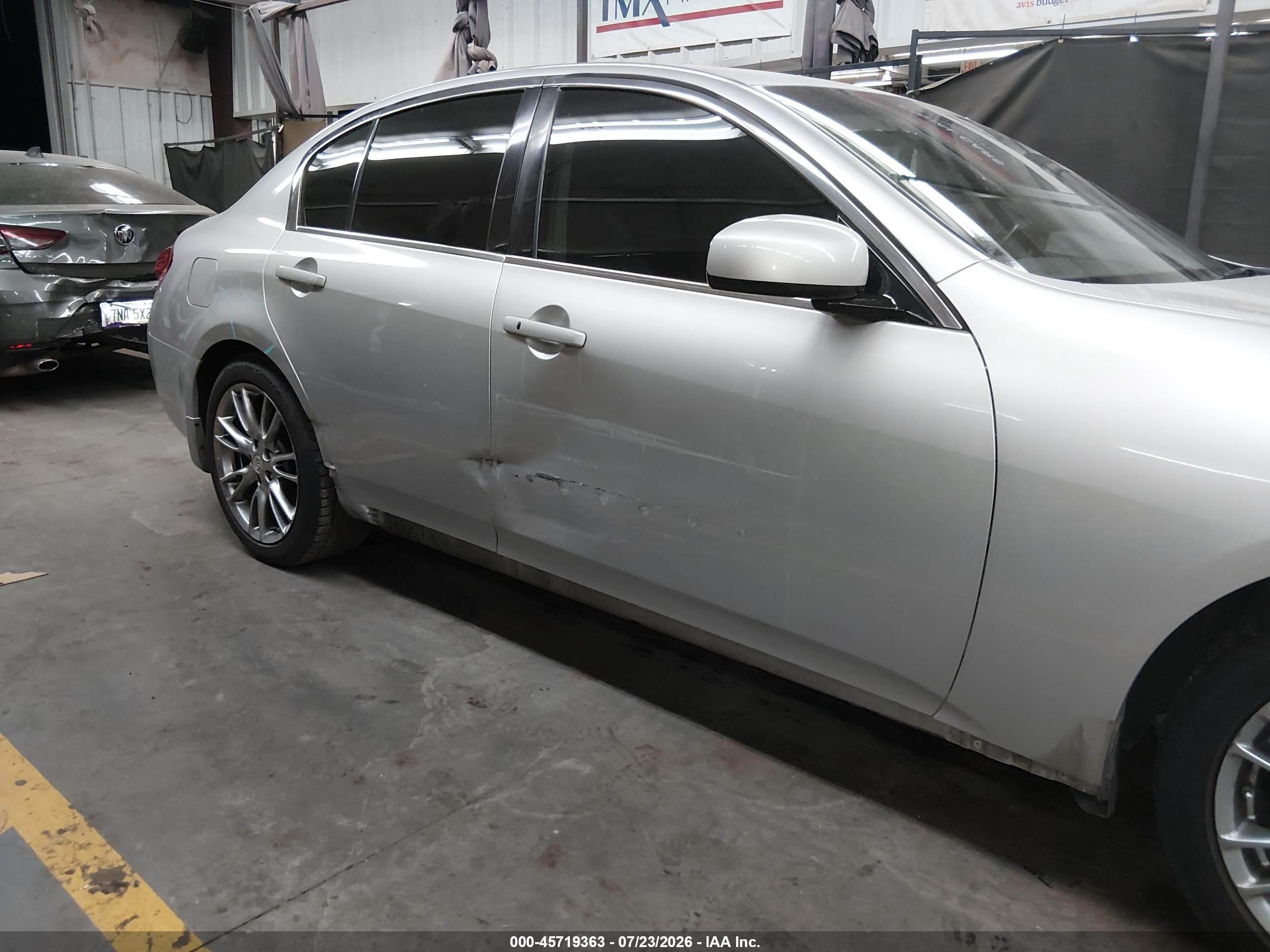 2007 Infiniti G35 Sport Silver vin: JNKBV61E17M724689