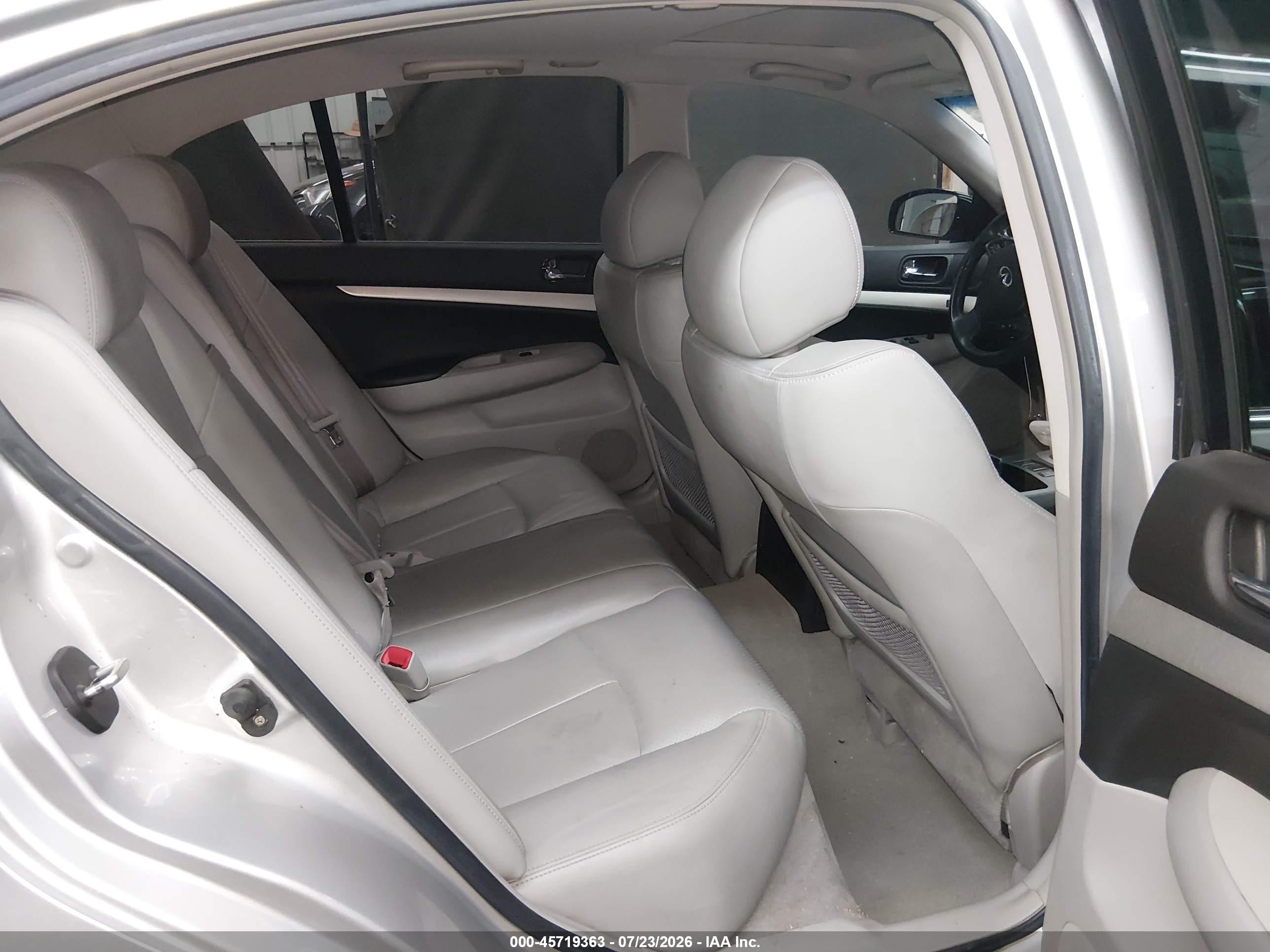 2007 Infiniti G35 Sport Silver vin: JNKBV61E17M724689