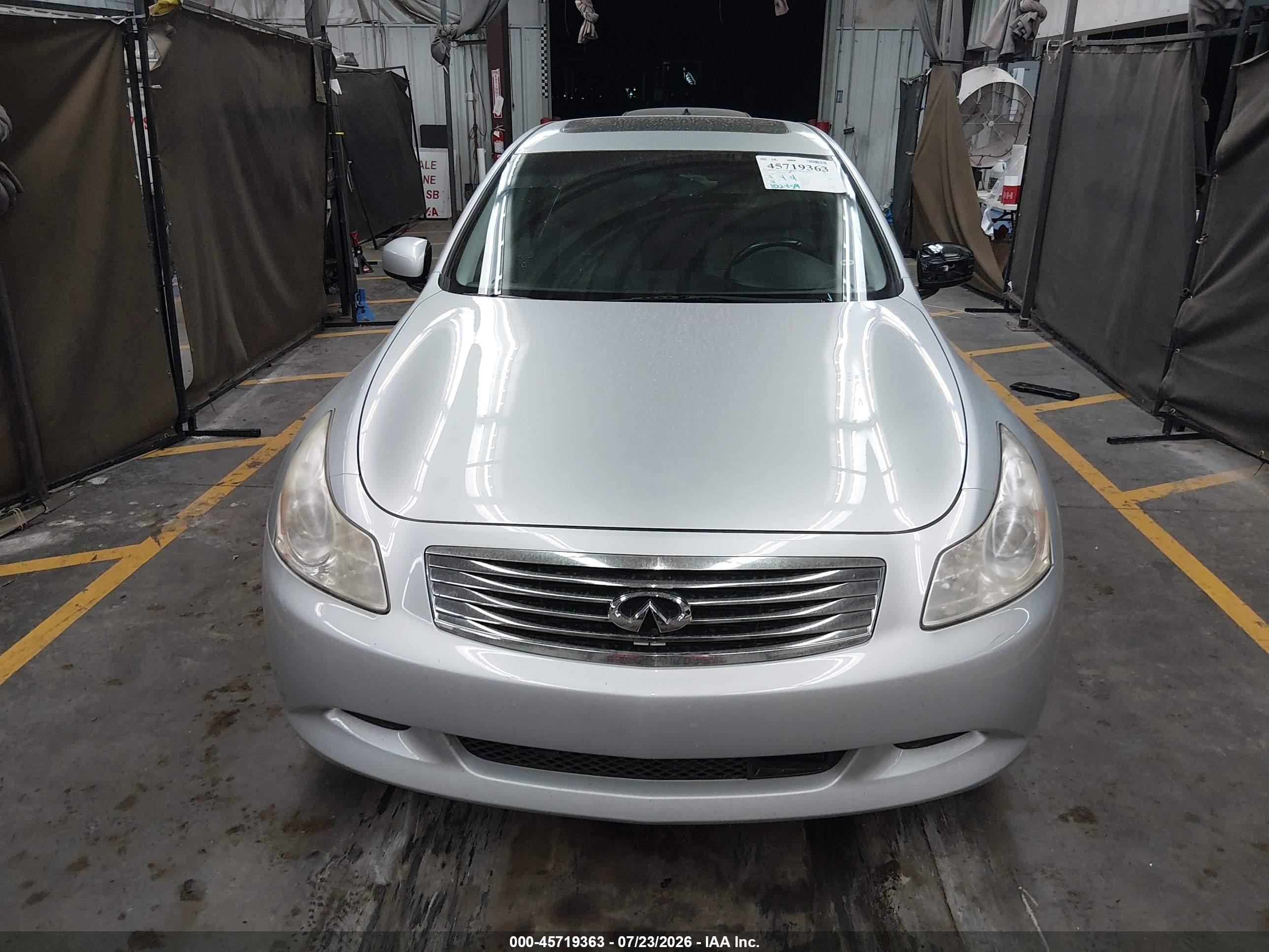 2007 Infiniti G35 Sport Silver vin: JNKBV61E17M724689