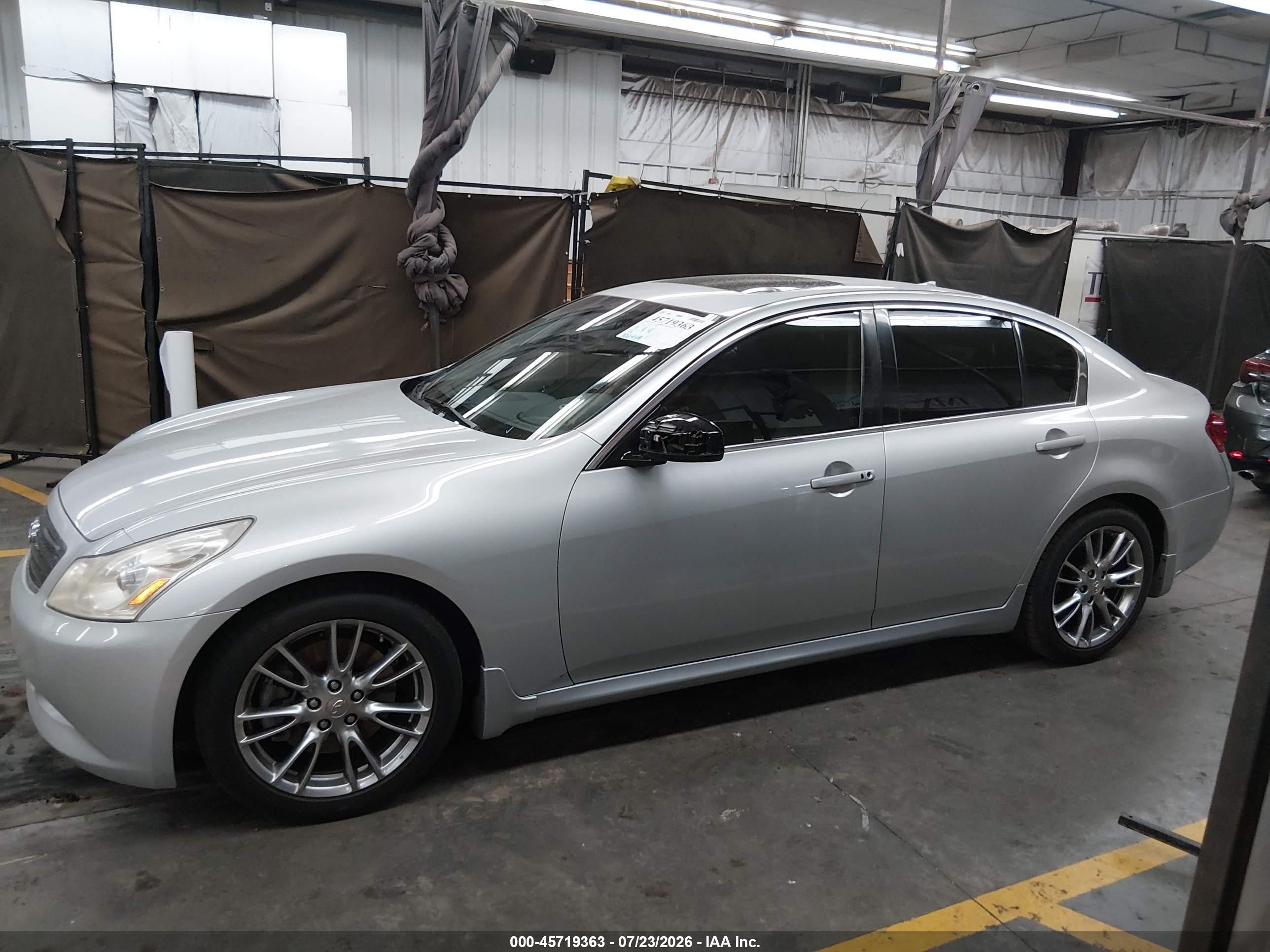 2007 Infiniti G35 Sport Silver vin: JNKBV61E17M724689