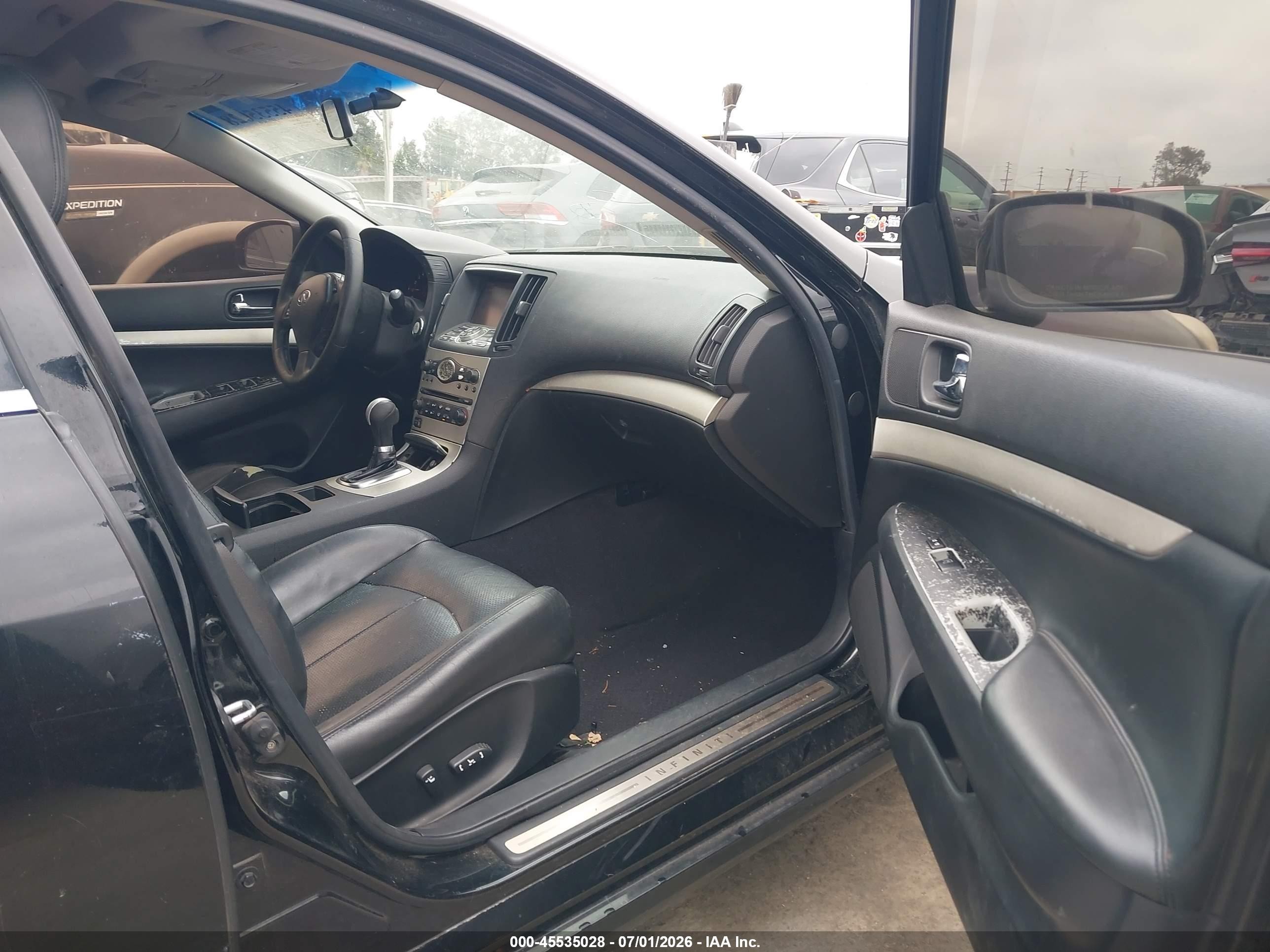 2008 Infiniti G35 Journey Black vin: JNKBV61E18M203490