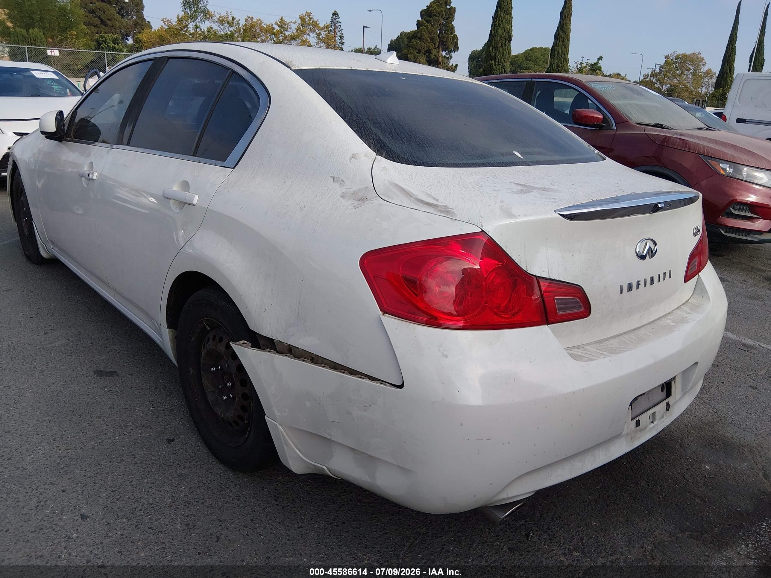 2008 Infiniti G35 Journey White vin: JNKBV61E18M206552