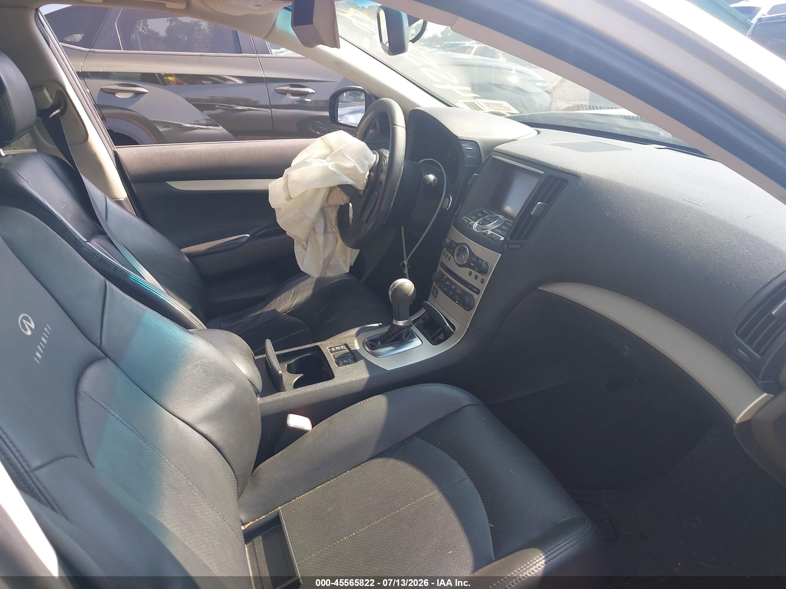 2008 Infiniti G35 Journey Silver vin: JNKBV61E18M214618