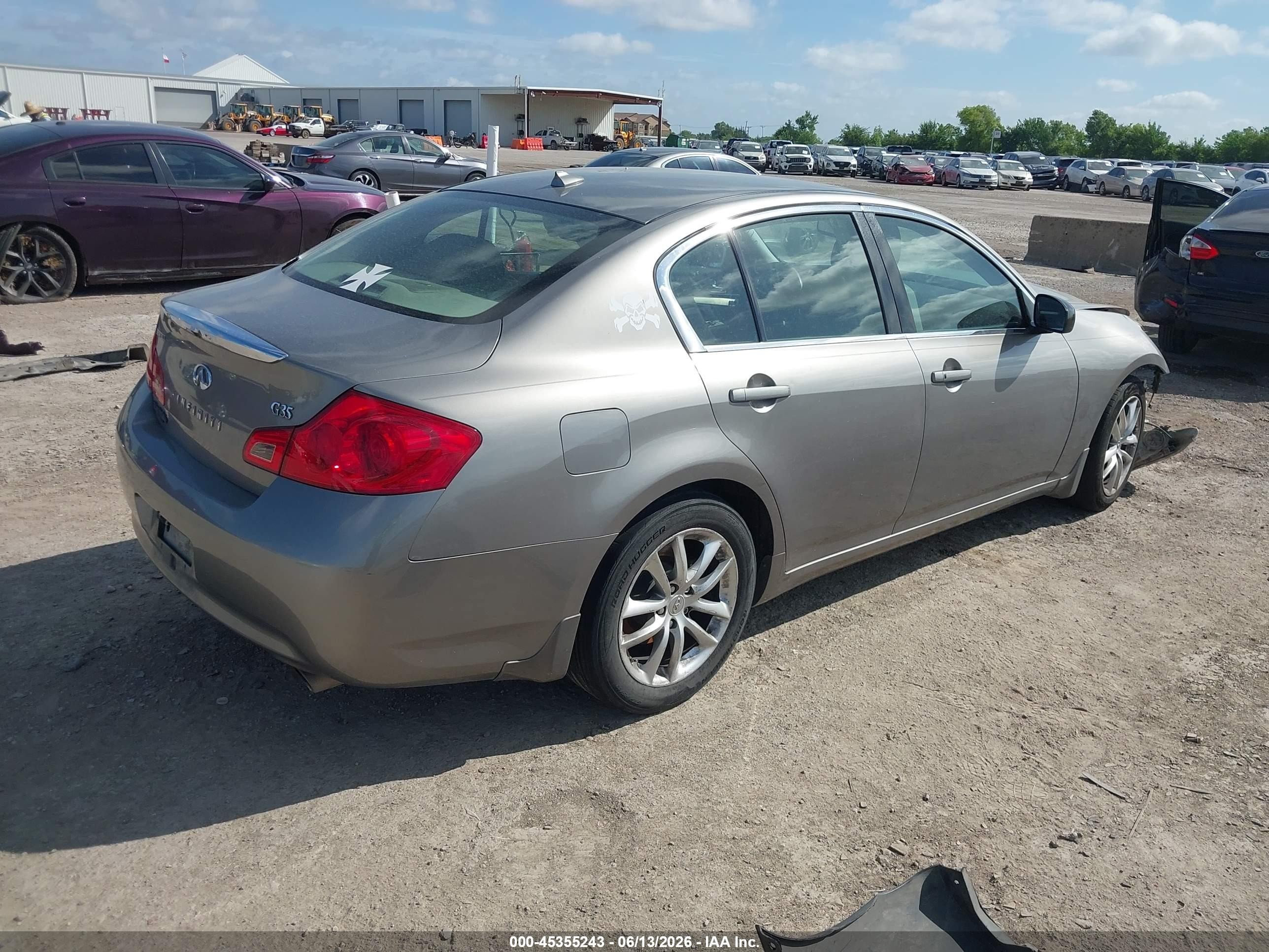 2008 Infiniti G35 Journey Gray vin: JNKBV61E18M218104