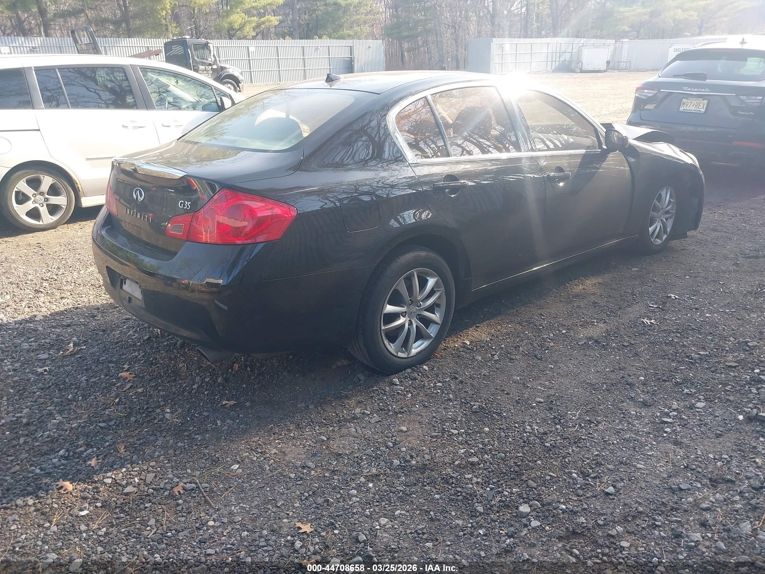 2008 Infiniti G35 Journey Black vin: JNKBV61E18M227739